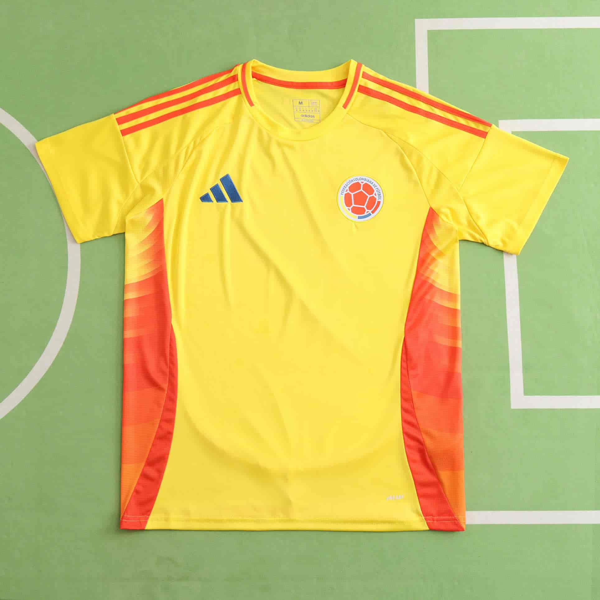 Colombia 24-25 Home