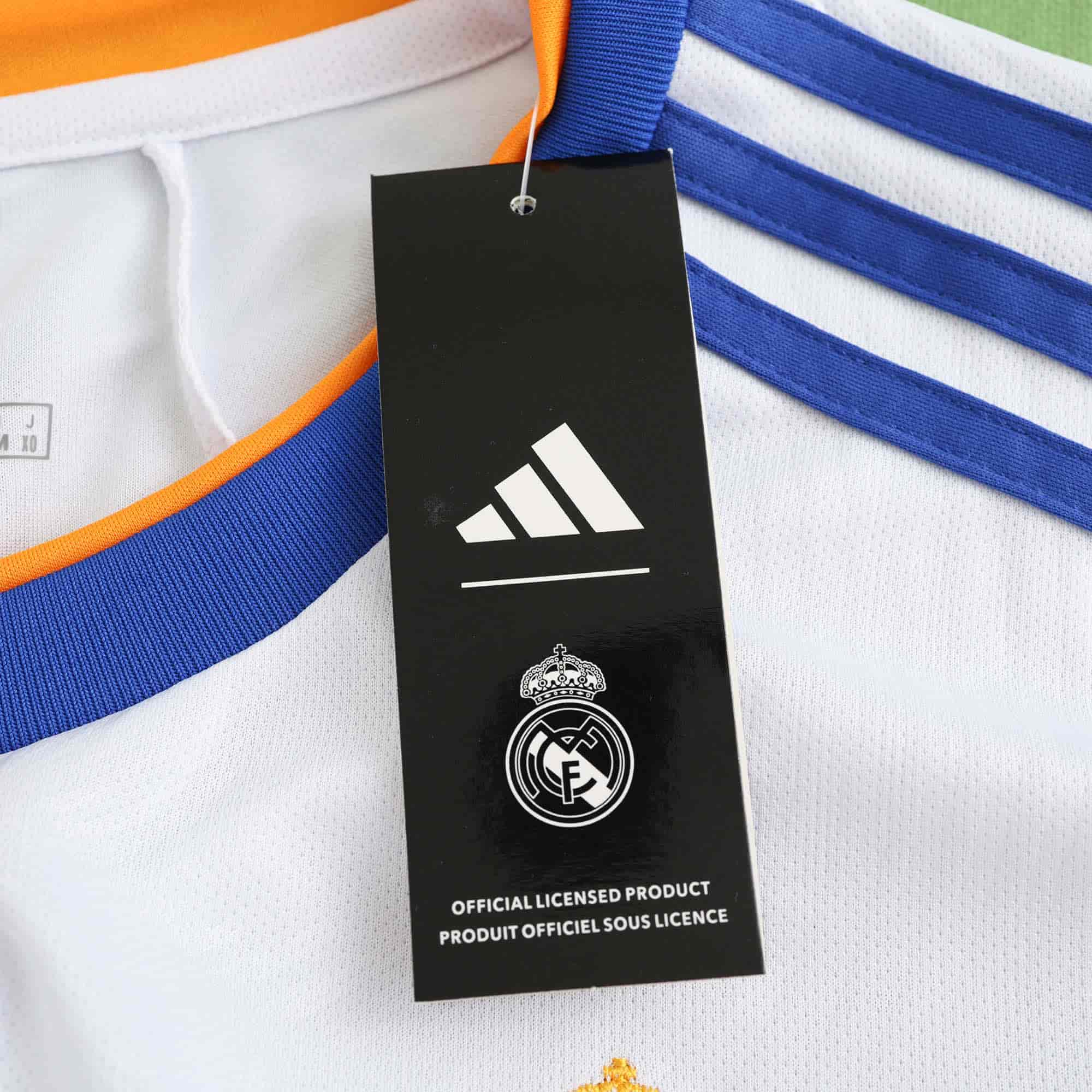 Real Madrid 21-22 Home