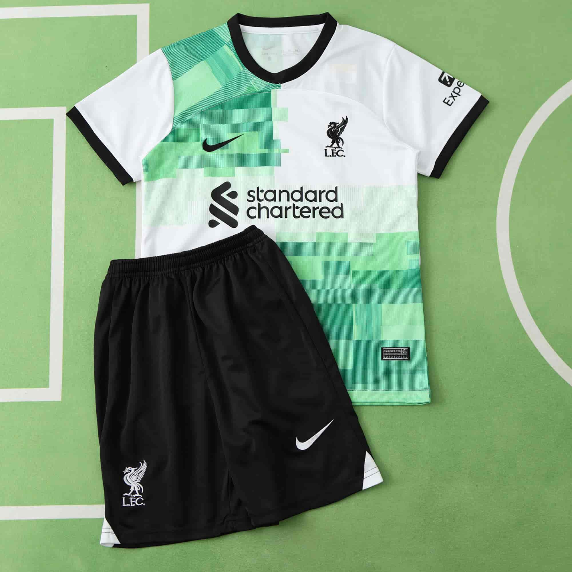 Liverpool 23-24 Away Kids