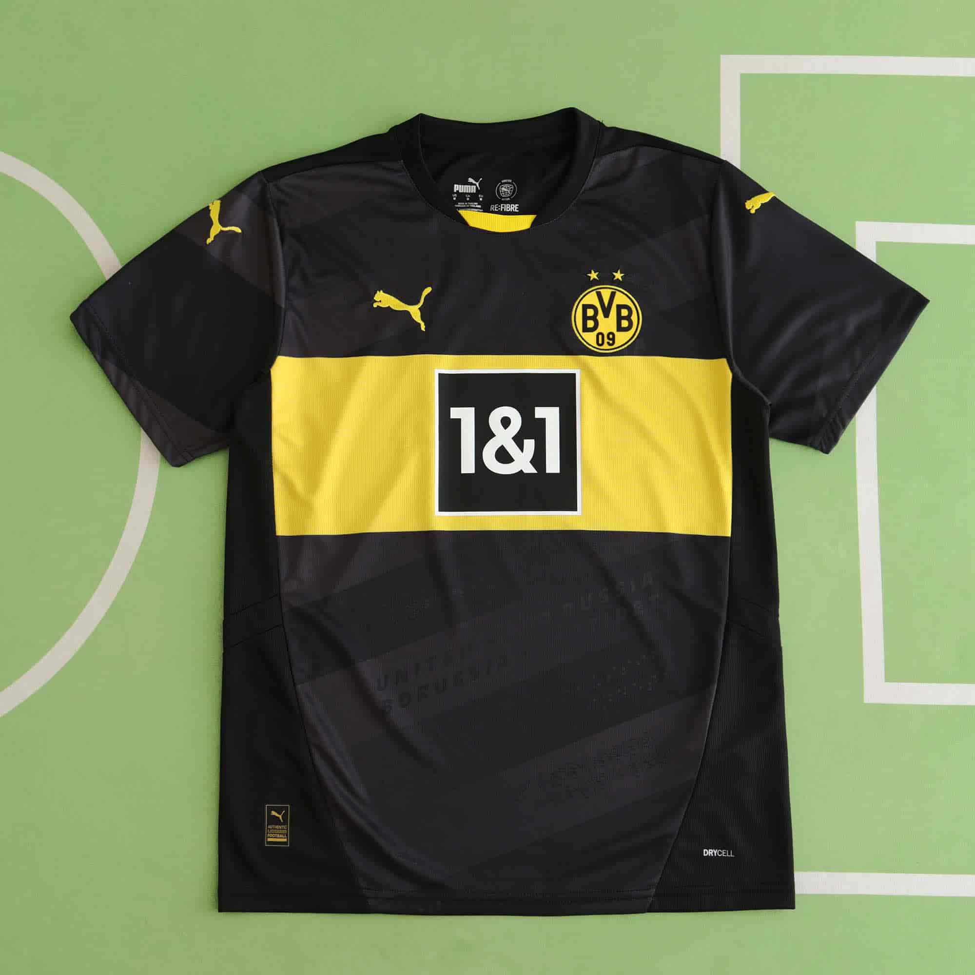 Borussia Dortmund 24-25 Away