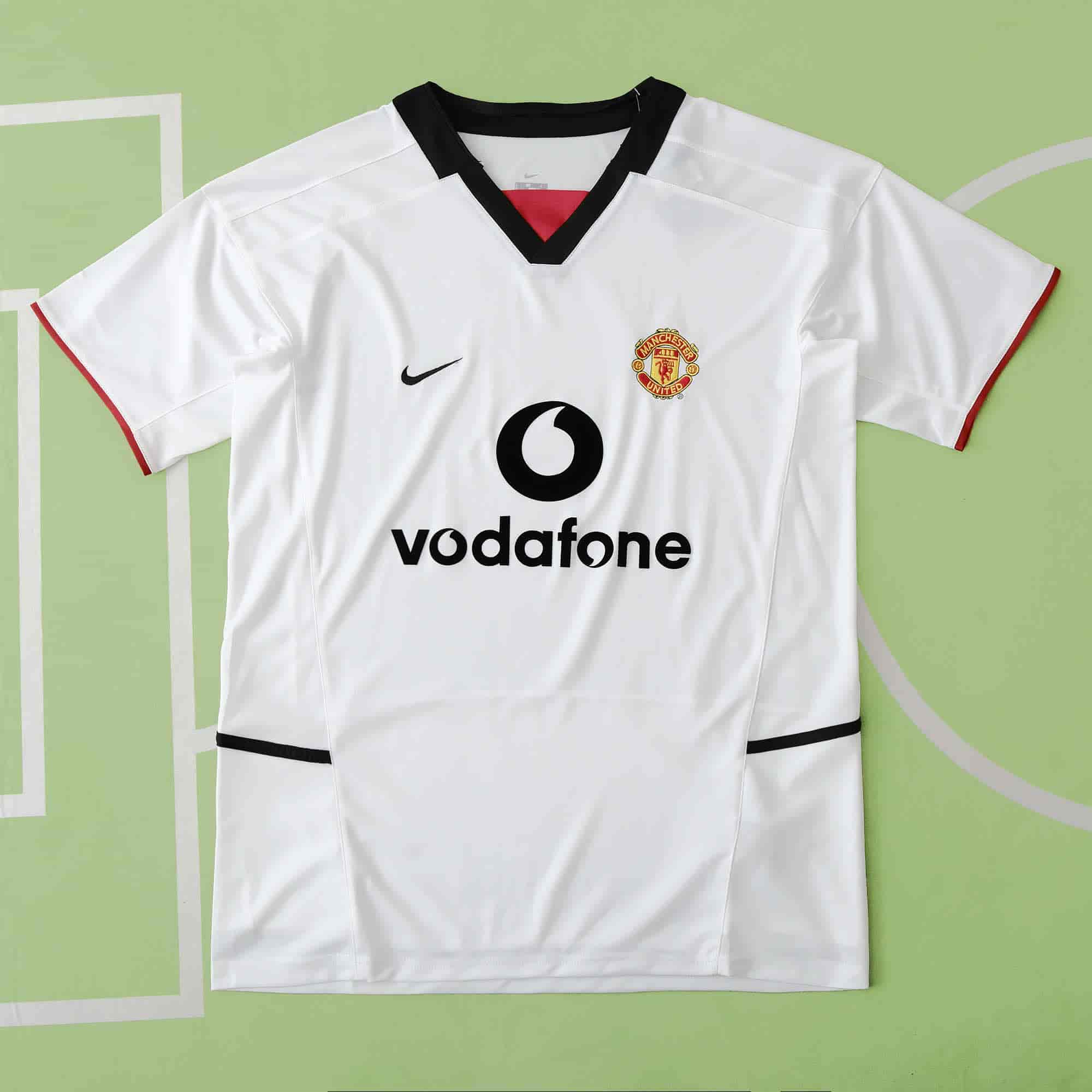 Manchester United 02-03 Away Retro