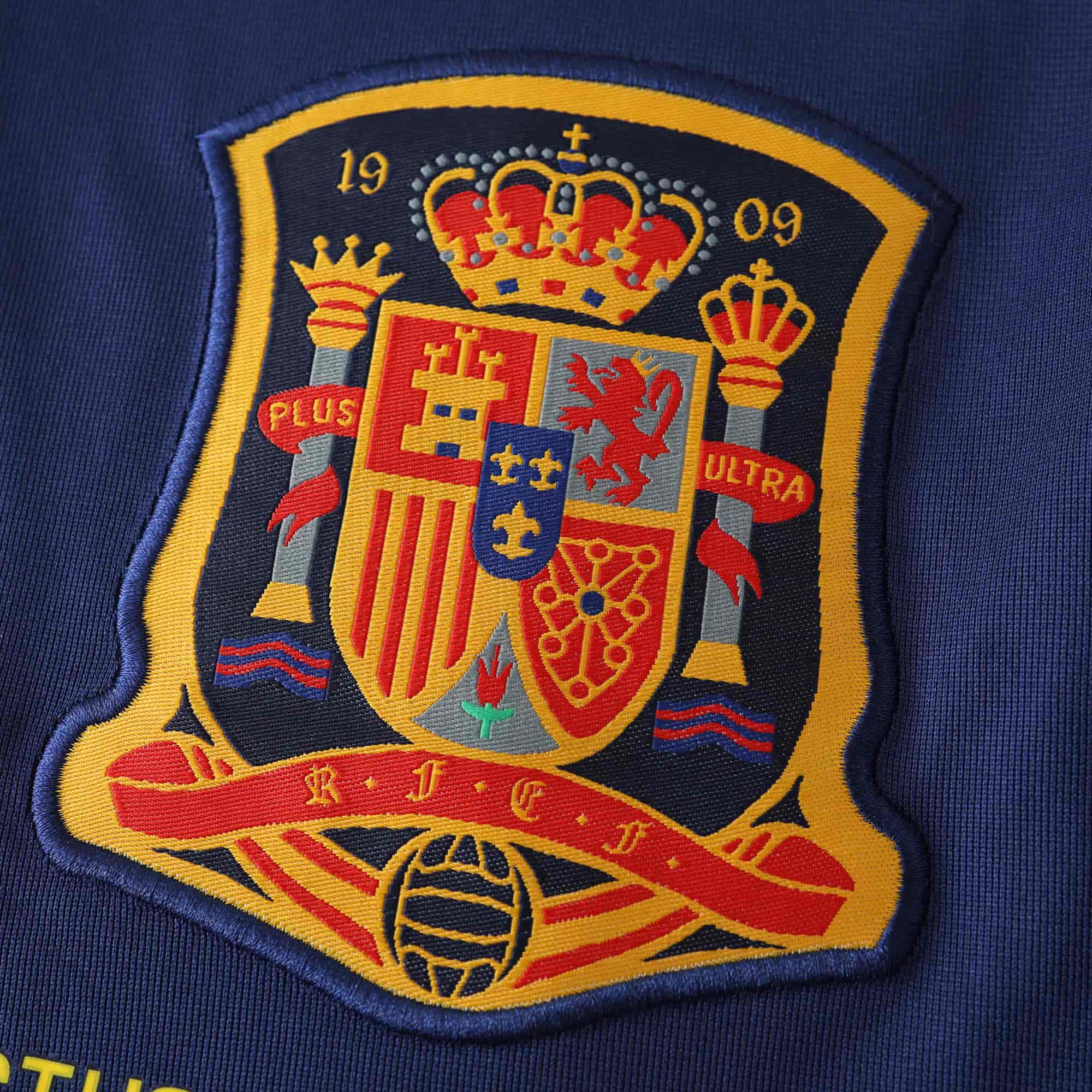 Spain 10-11 Away Long Sleeved