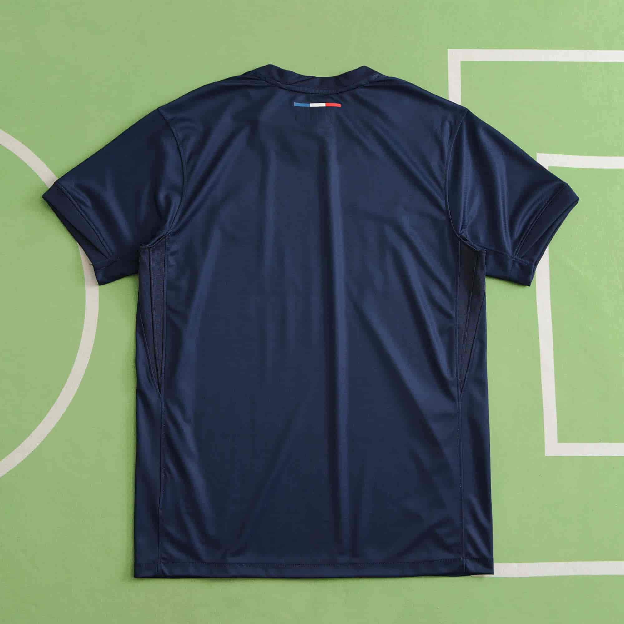 Paris Saint-Germain 24-25 Home