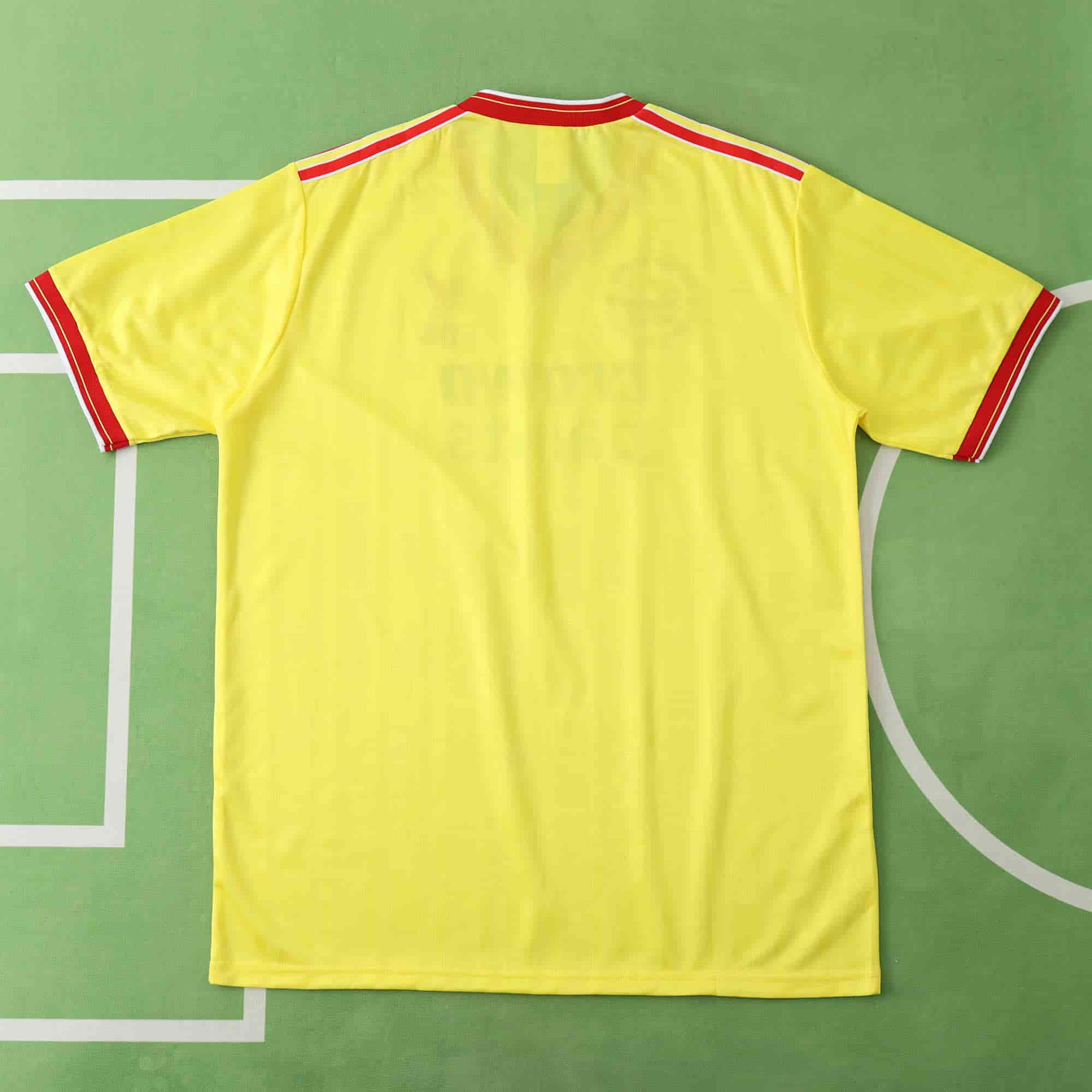 Liverpool 85-86 Third Retro