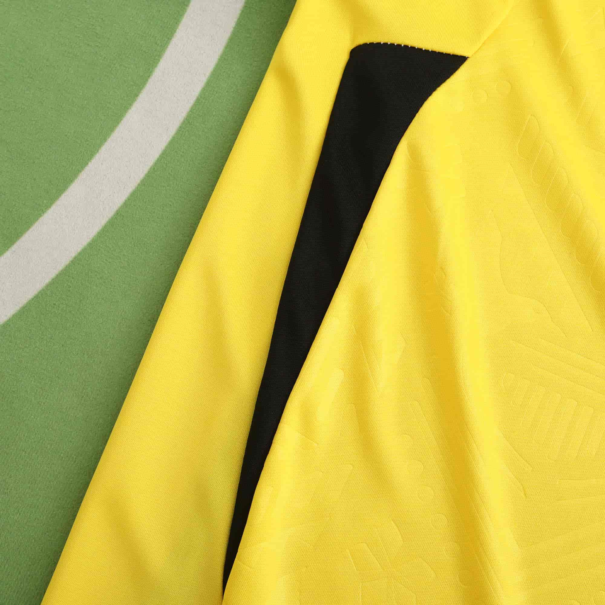 Jamaica 24-25 Home