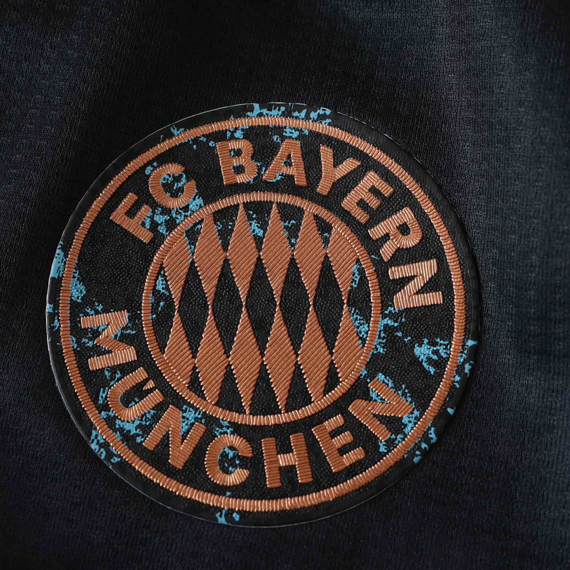 Bayern Munich 24-25 Away