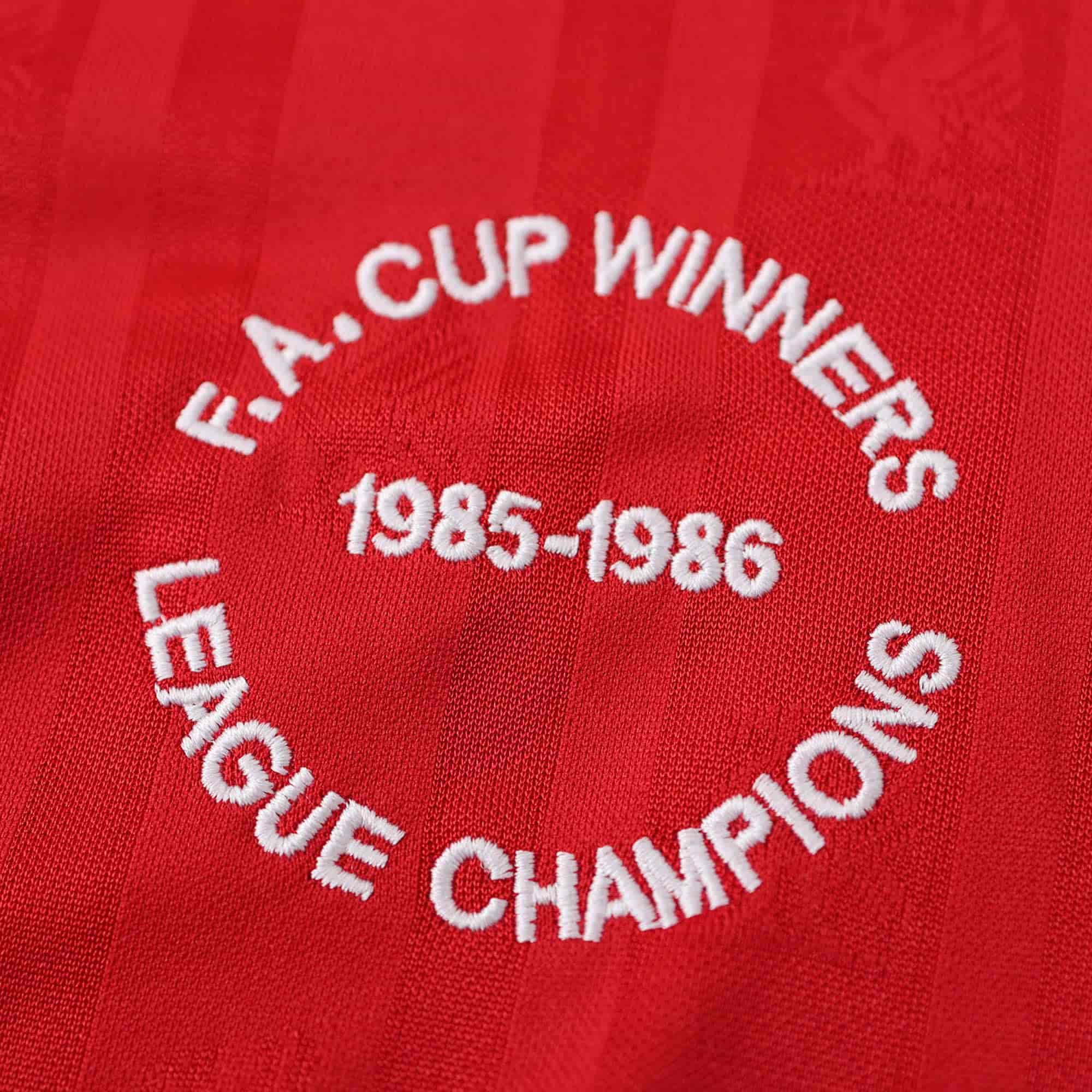 Liverpool 85-86 Home Retro