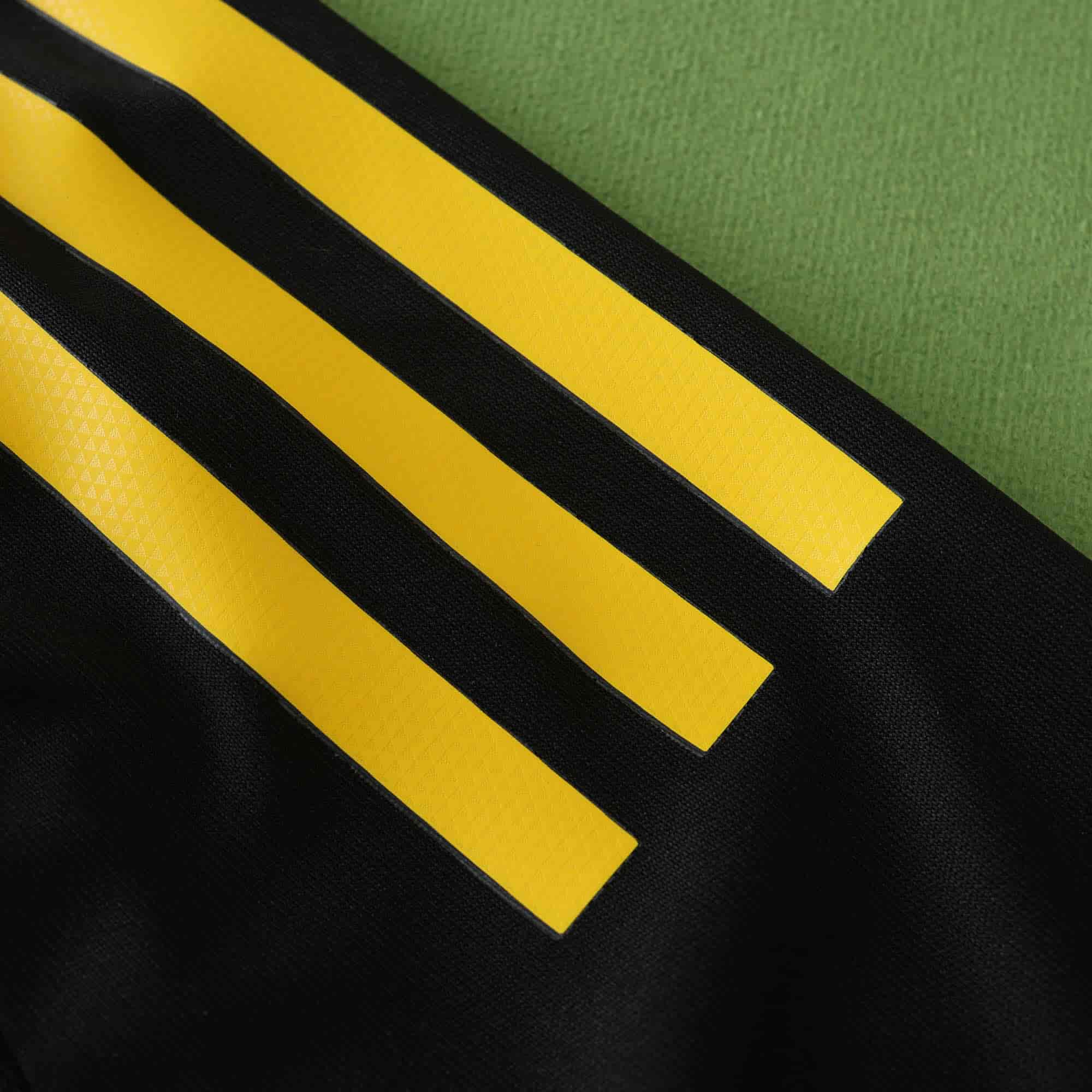 Jamaica 24-25 Away