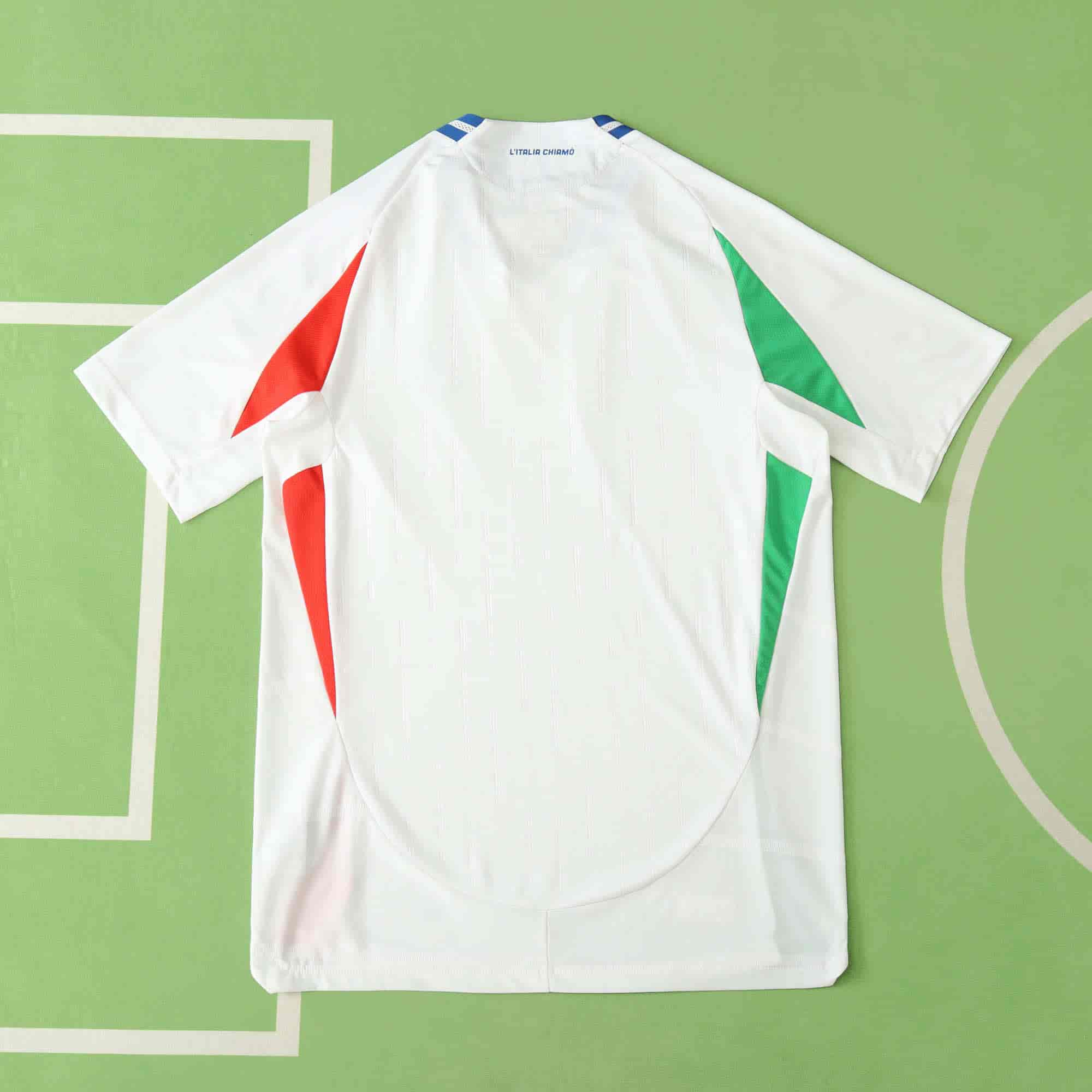 Italy 24-25 Away