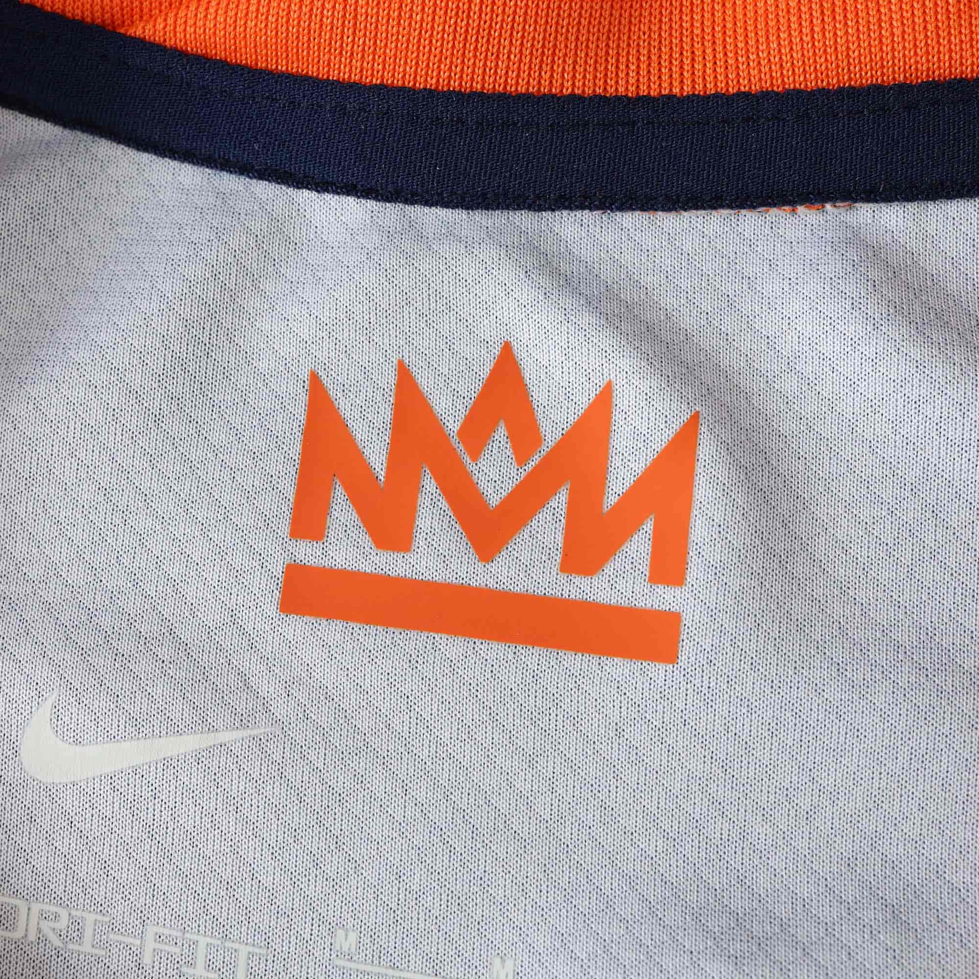 Netherlands 24-25 Away