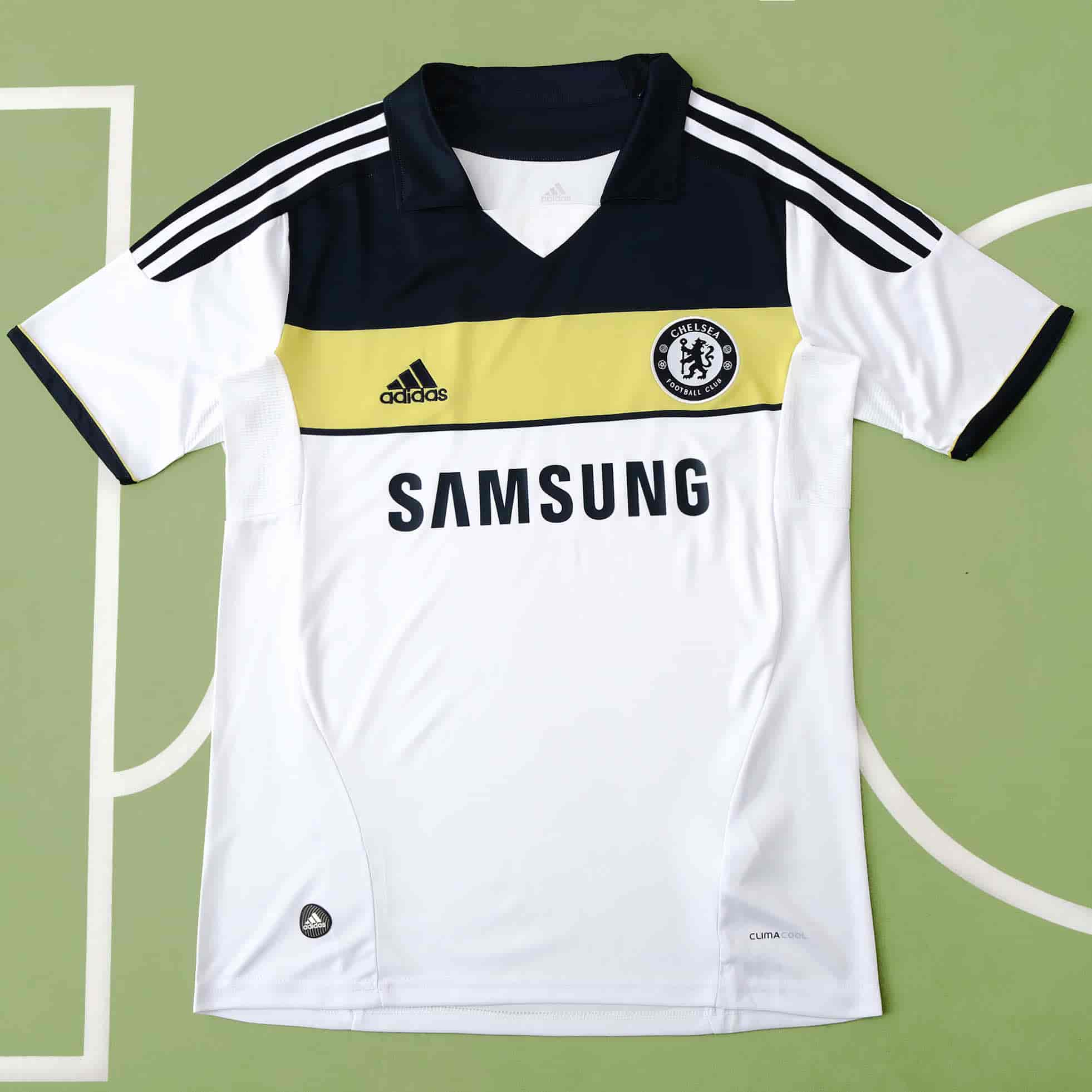 Chelsea 11-12 Away Retro