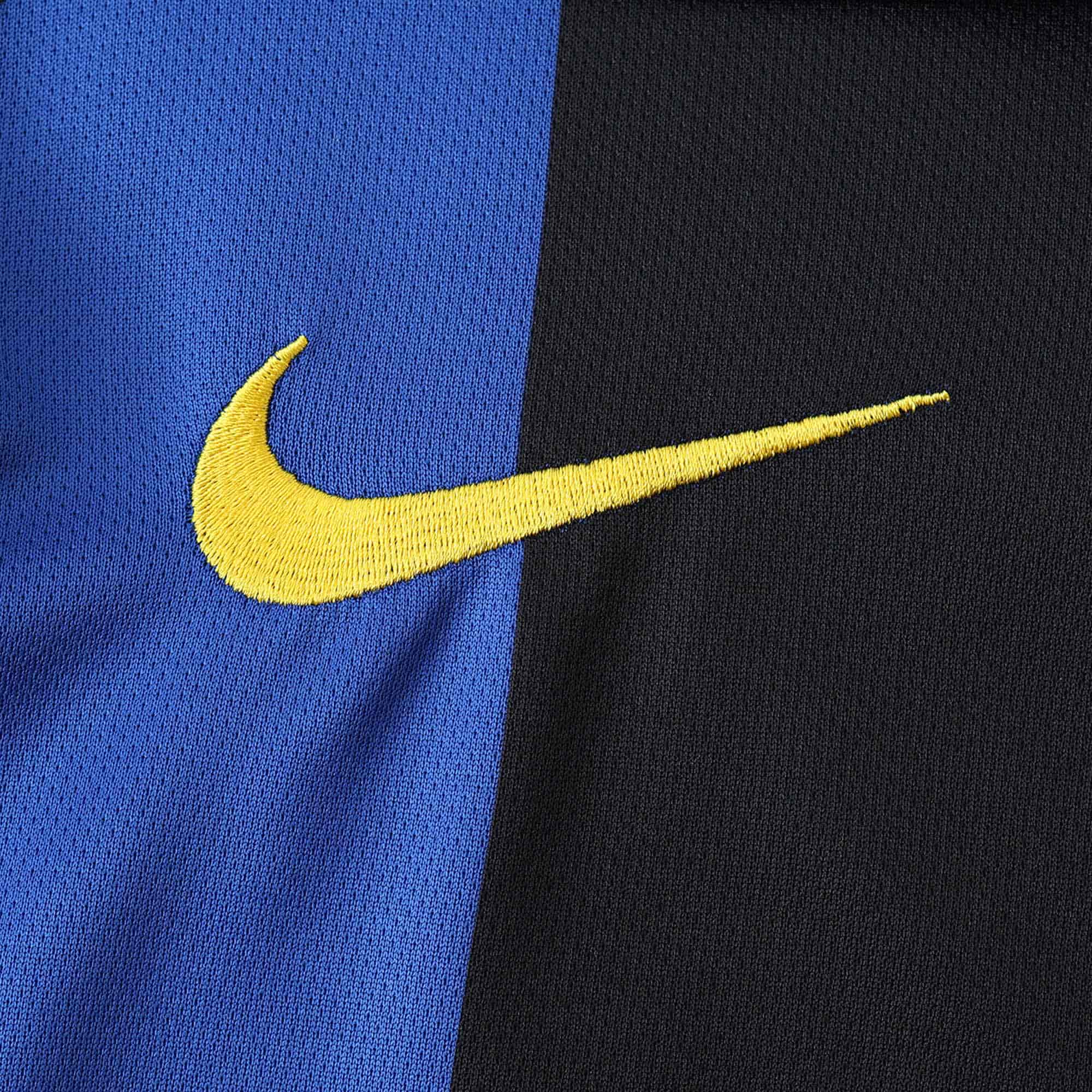 Inter Milan 01-02 Home Retro