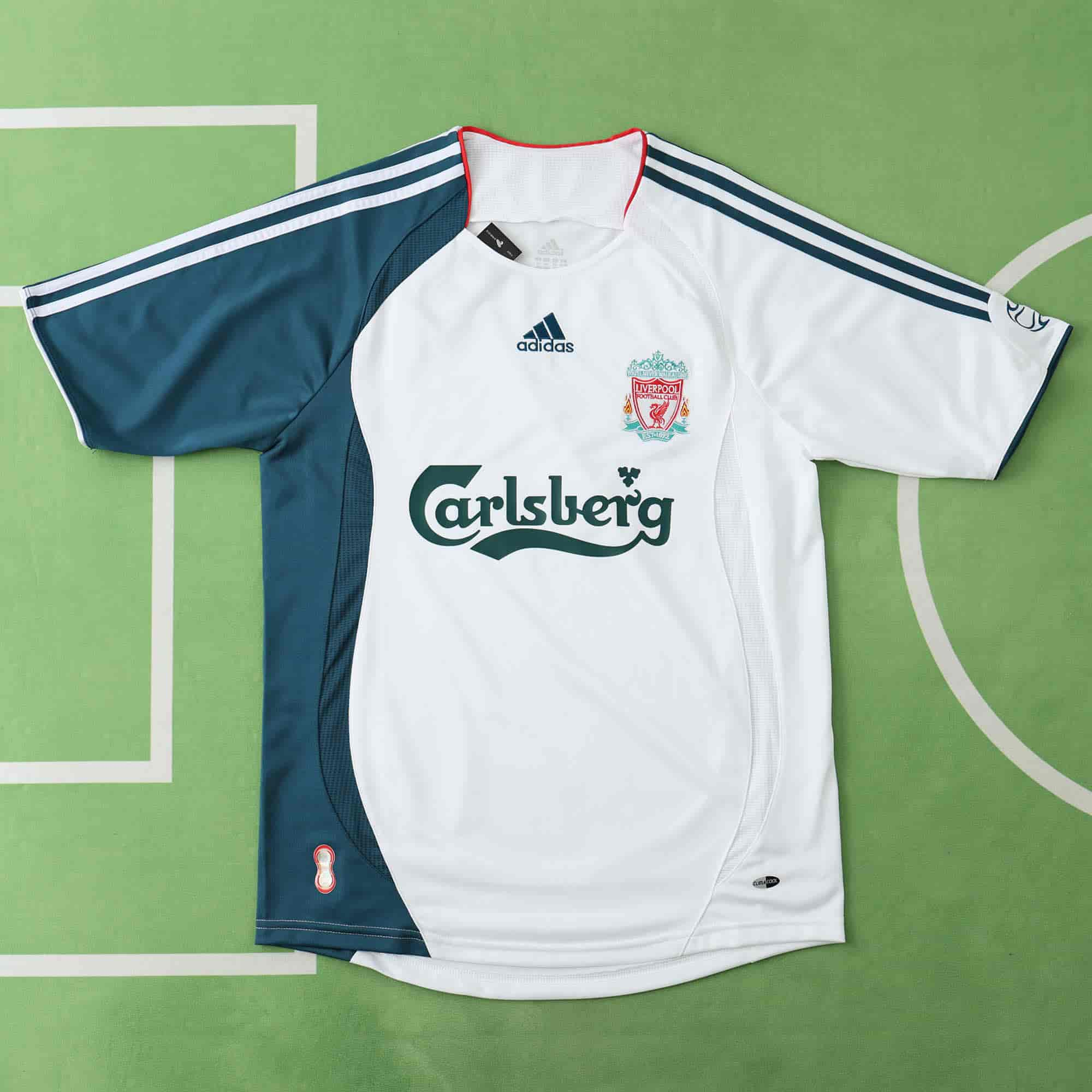 Liverpool 06-07 Away Retro