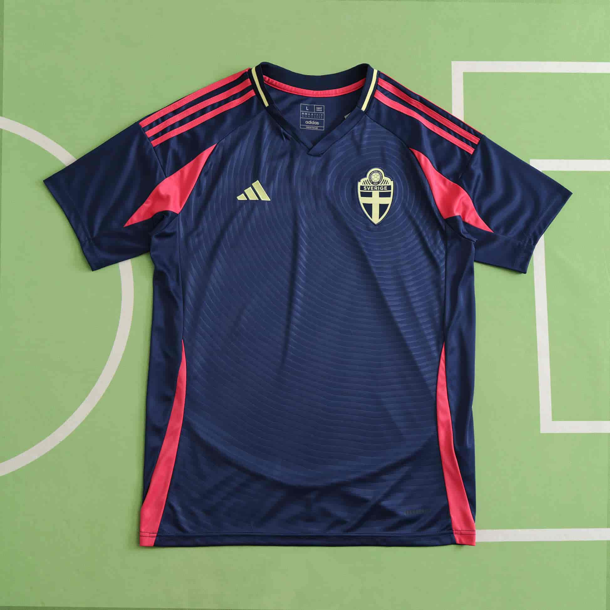 Sweden 24-25 Away