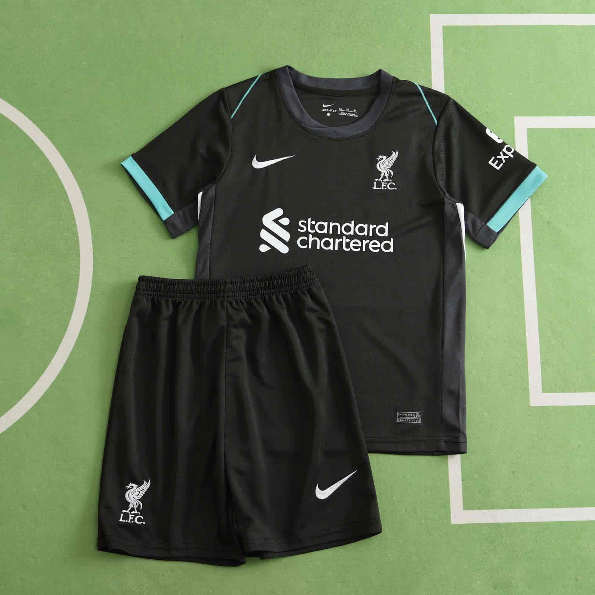 Liverpool 24-25 Away Kids