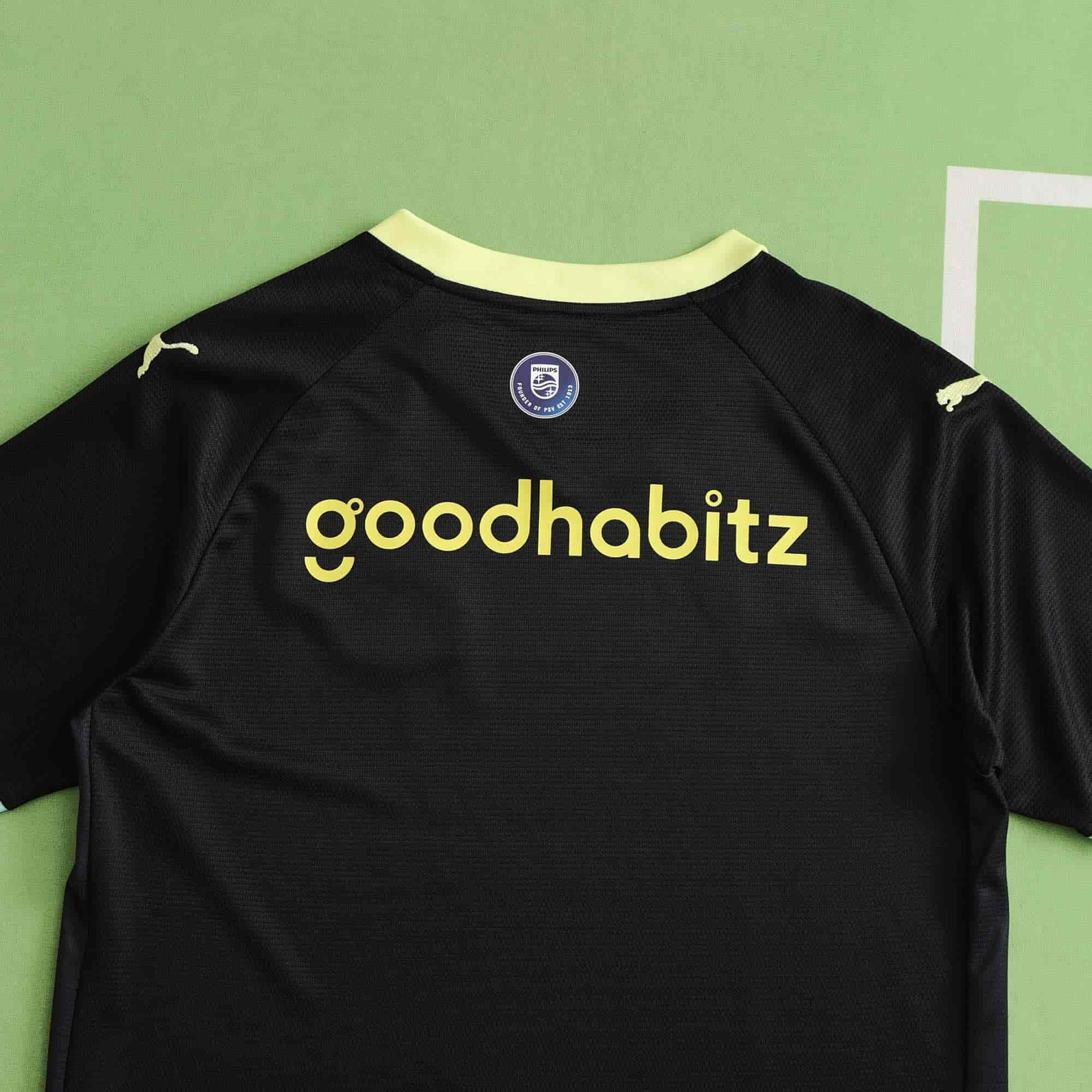 PSV Eindhoven 24-25 Away