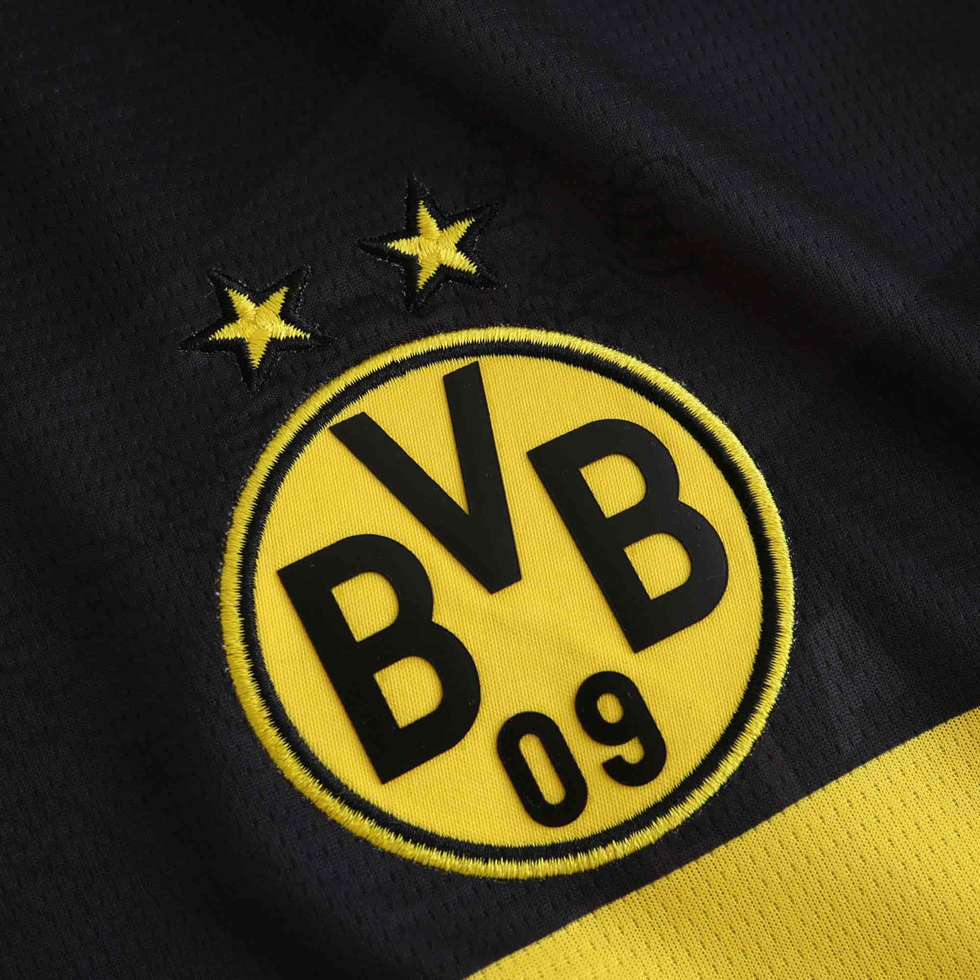 Borussia Dortmund 24-25 Away