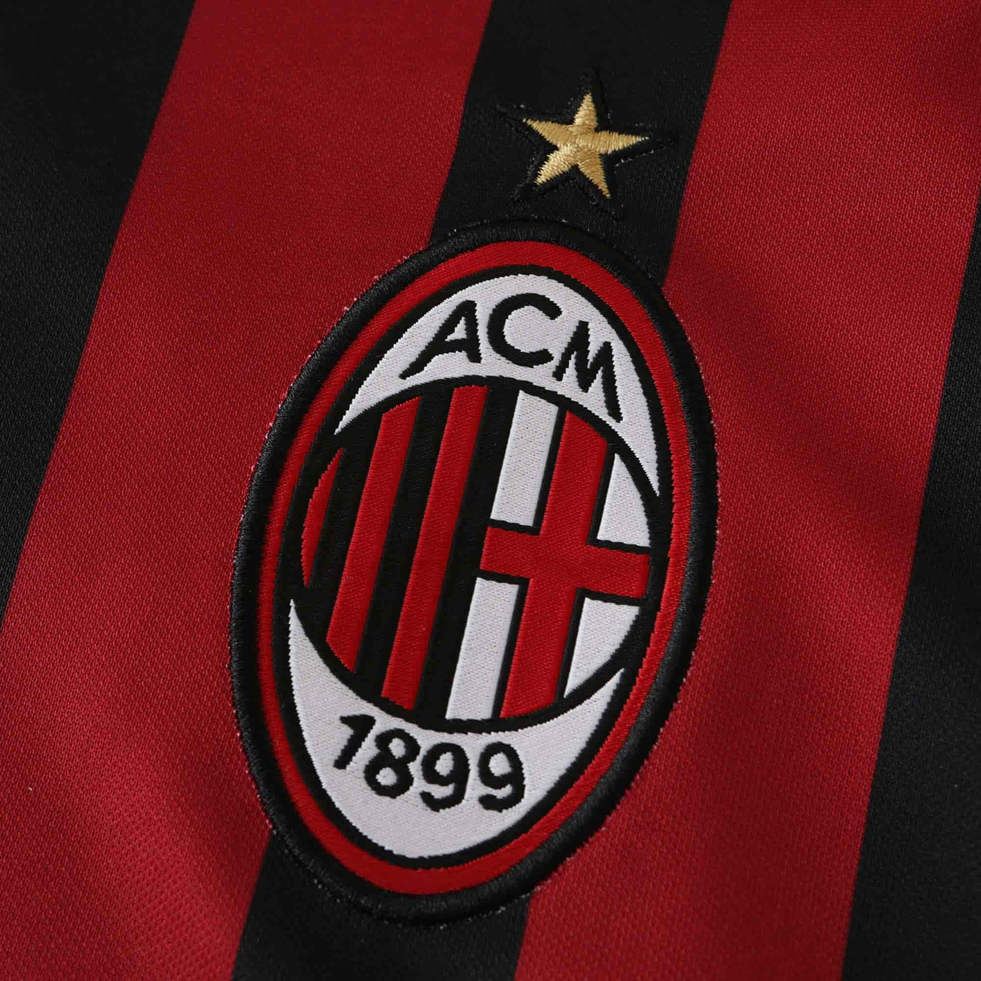 AC Milan 16-17 Home Retro