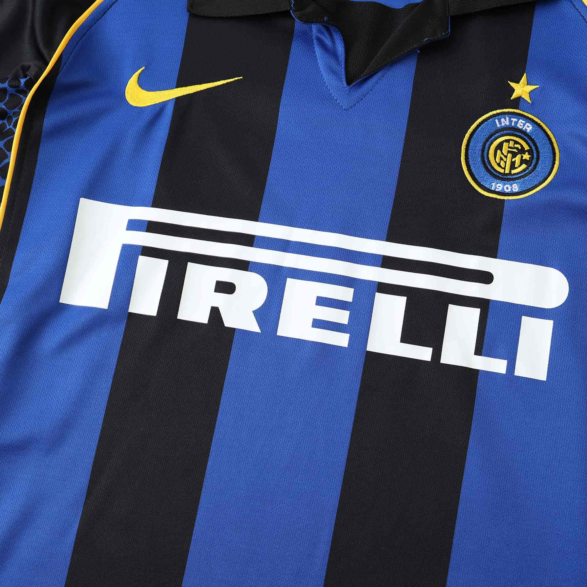 Inter Milan 01-02 Home Retro