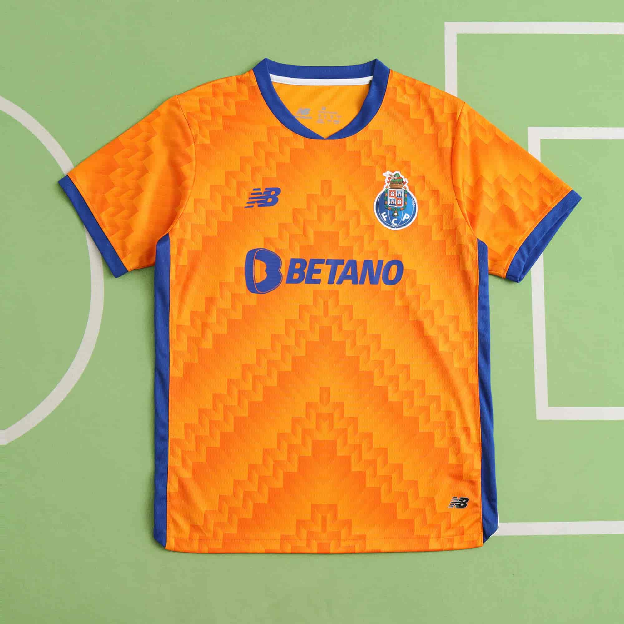 FC Porto 24-25 Away