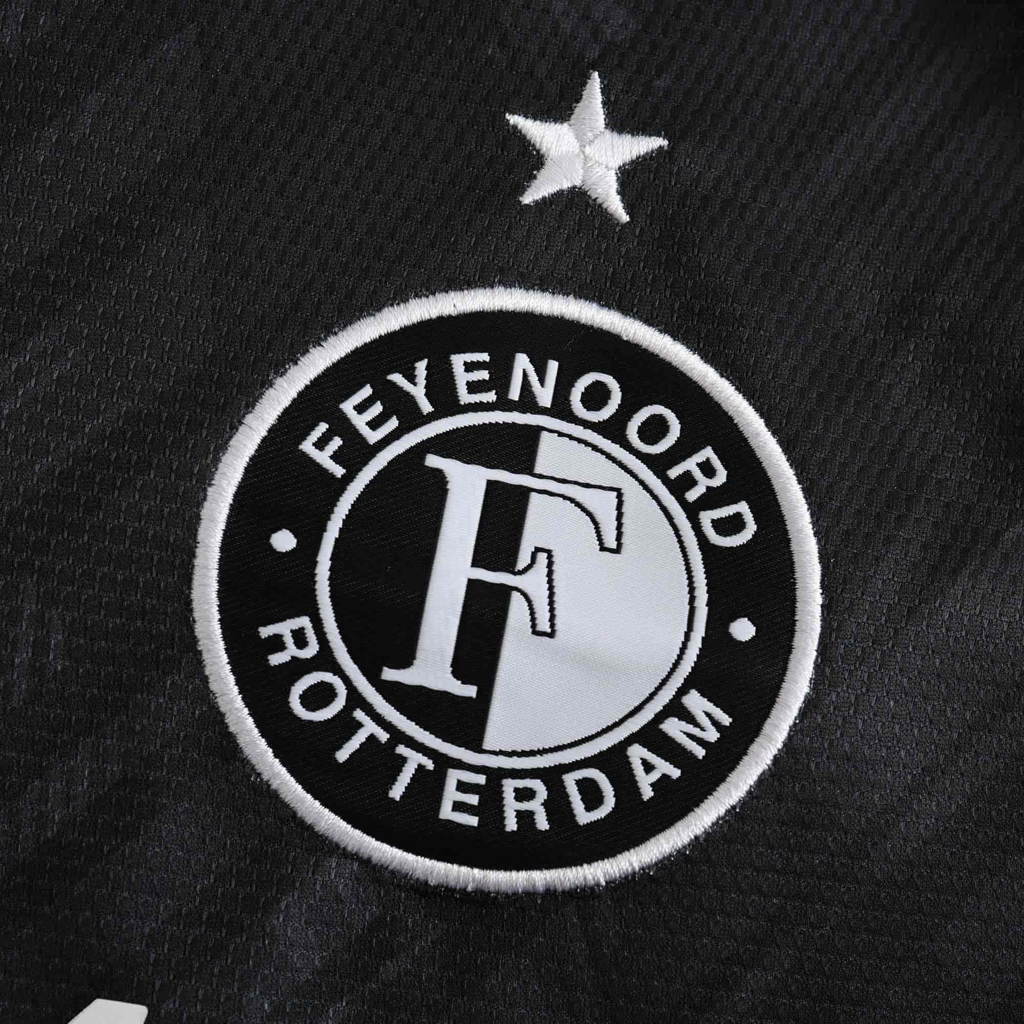 Feyenoord 24-25 Away