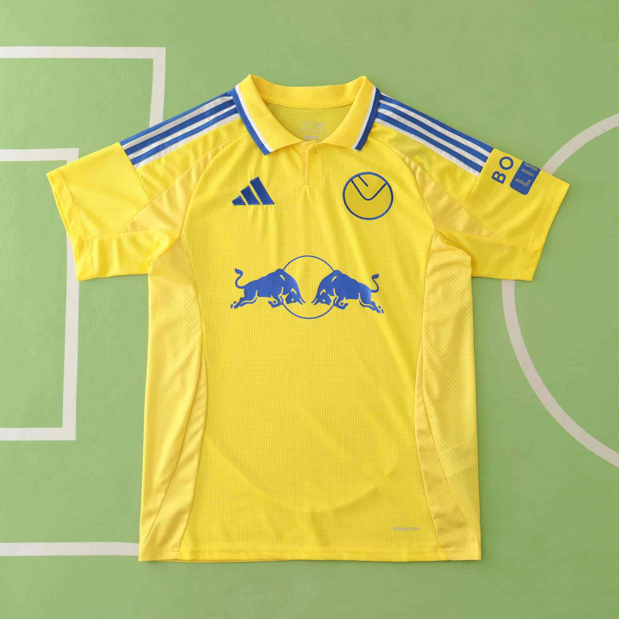 Leeds United 24-25 Away