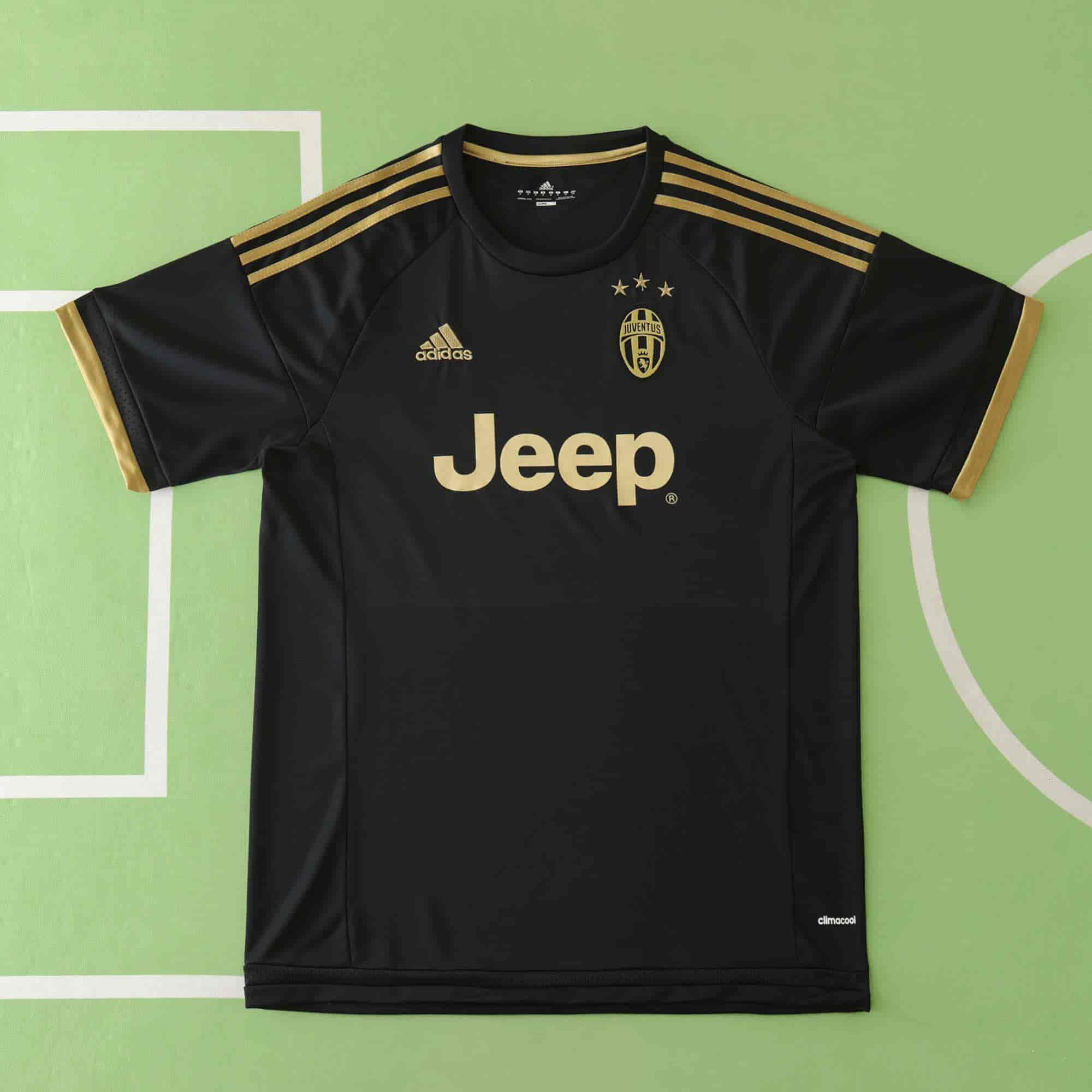 Juventus 15-16 Third Retro