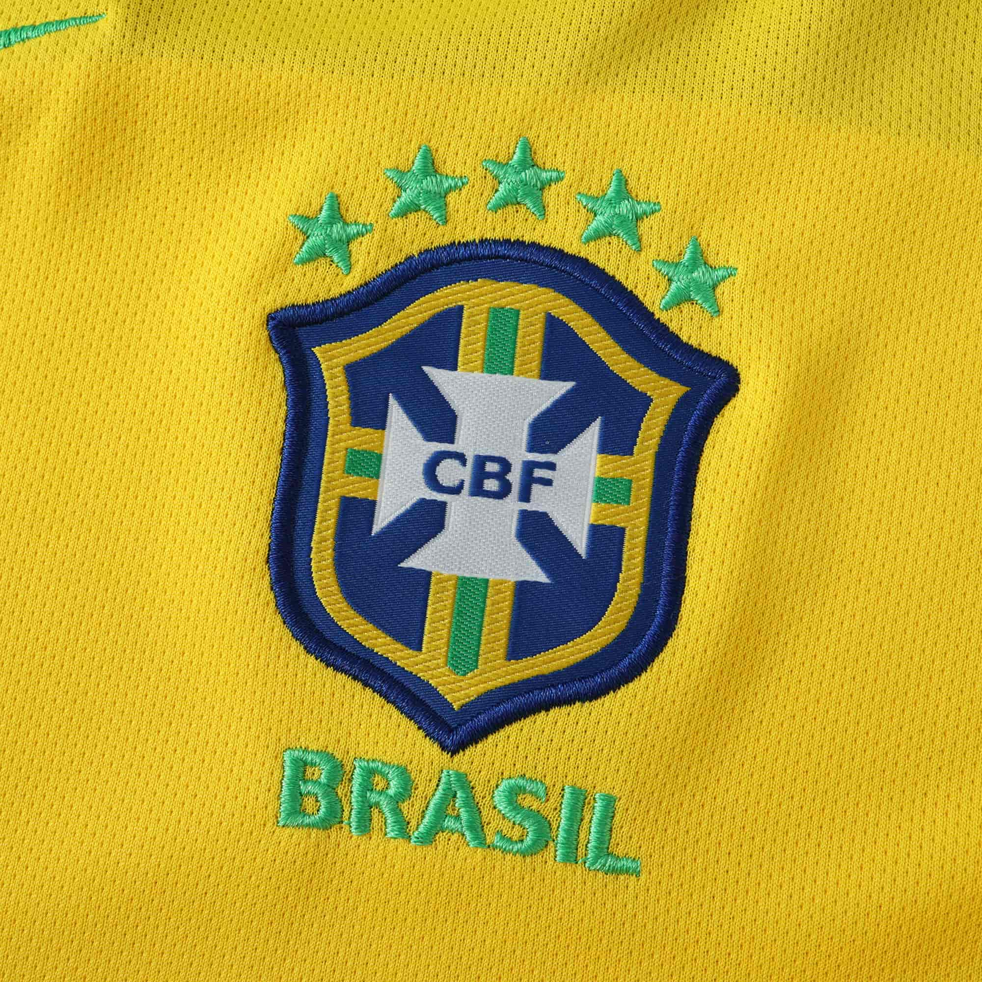 Brazil 04-05 Home Retro Kids