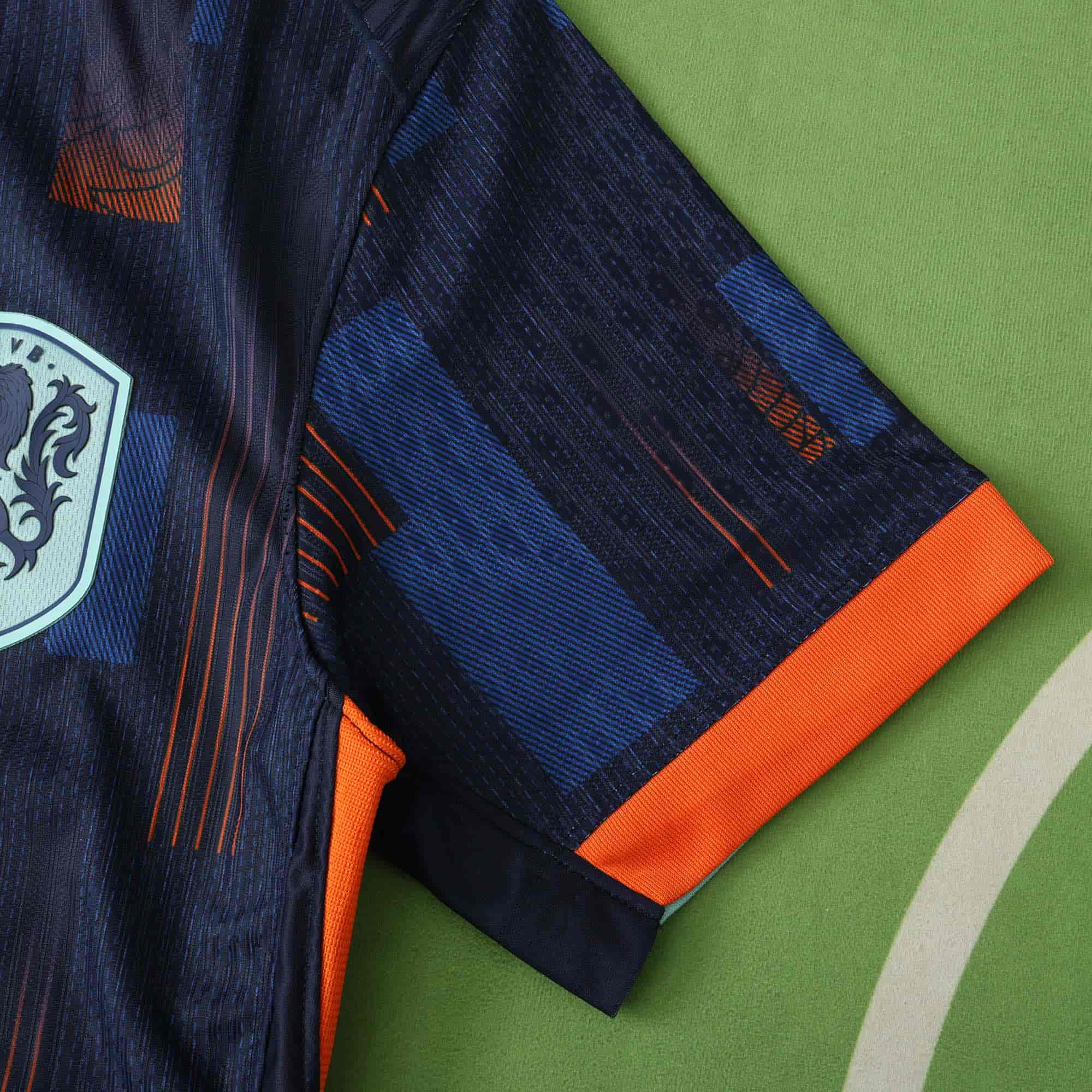 Netherlands 24-25 Away