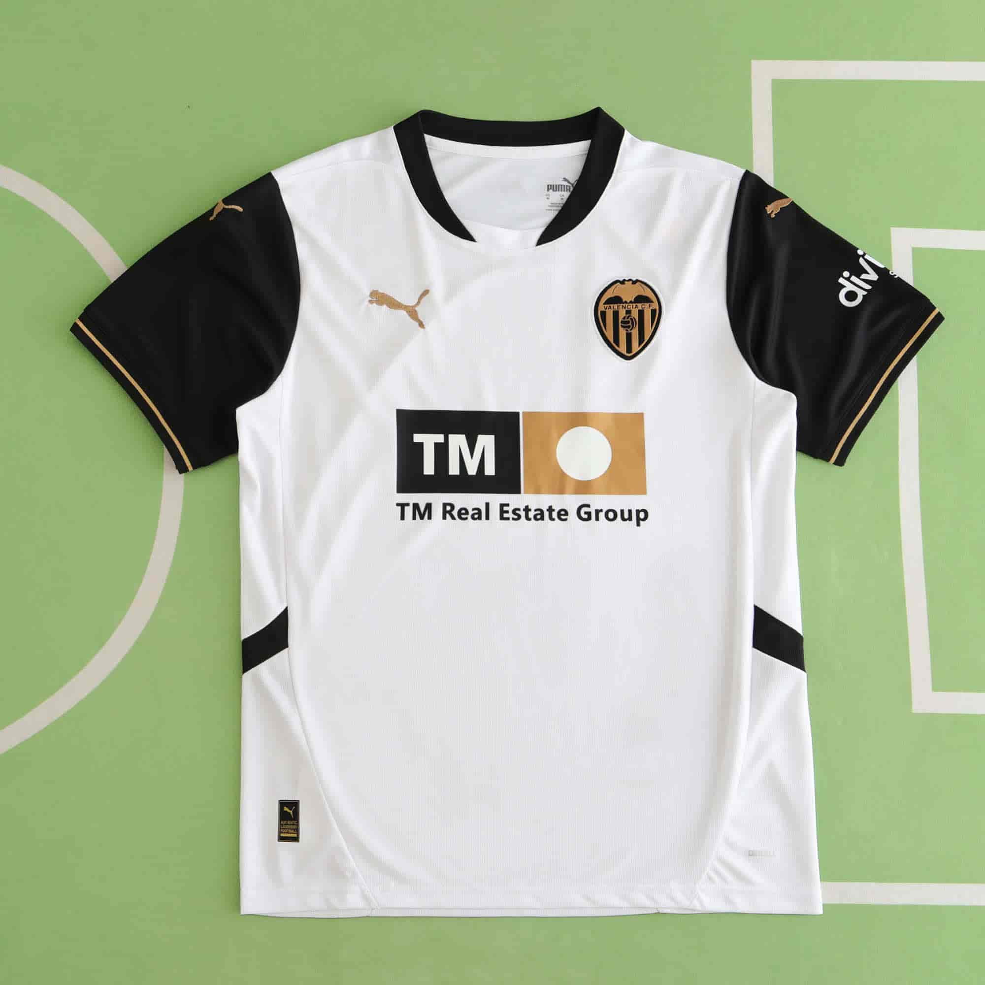 Valencia 24-25 Home