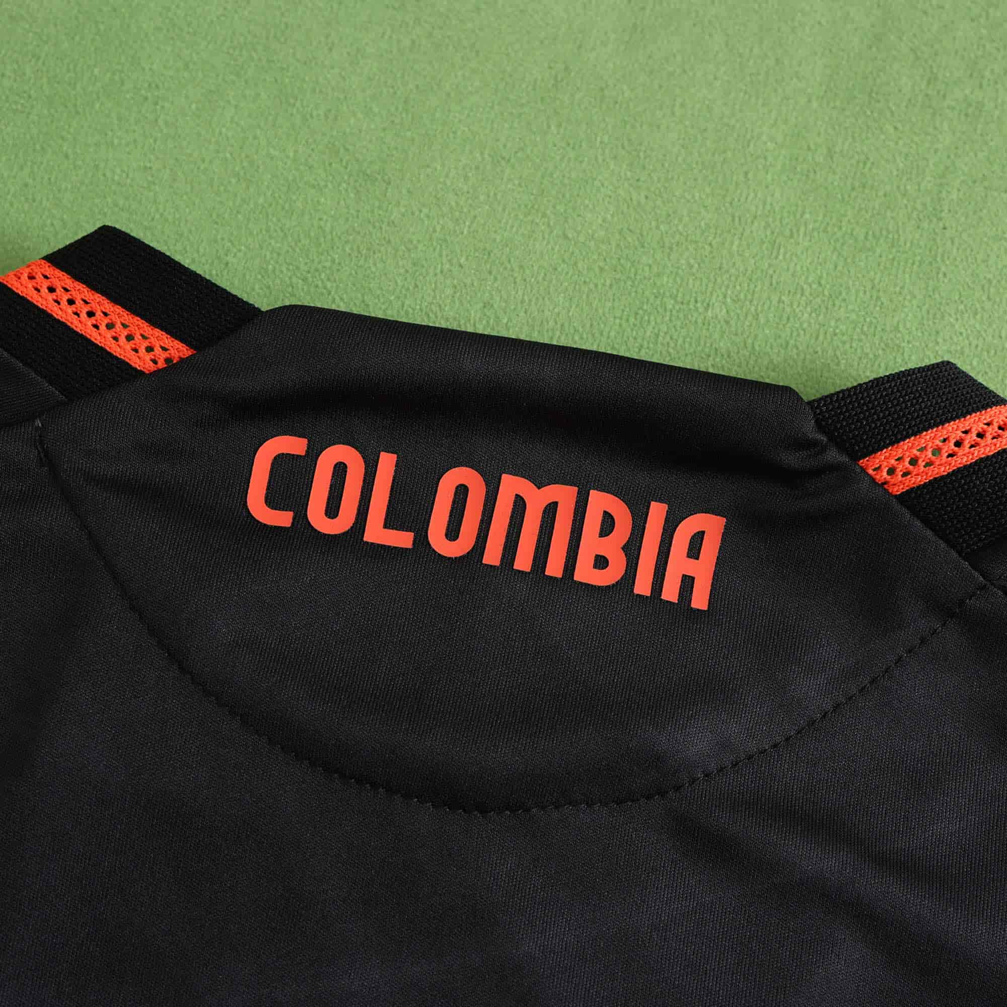 Colombia 24-25 Away