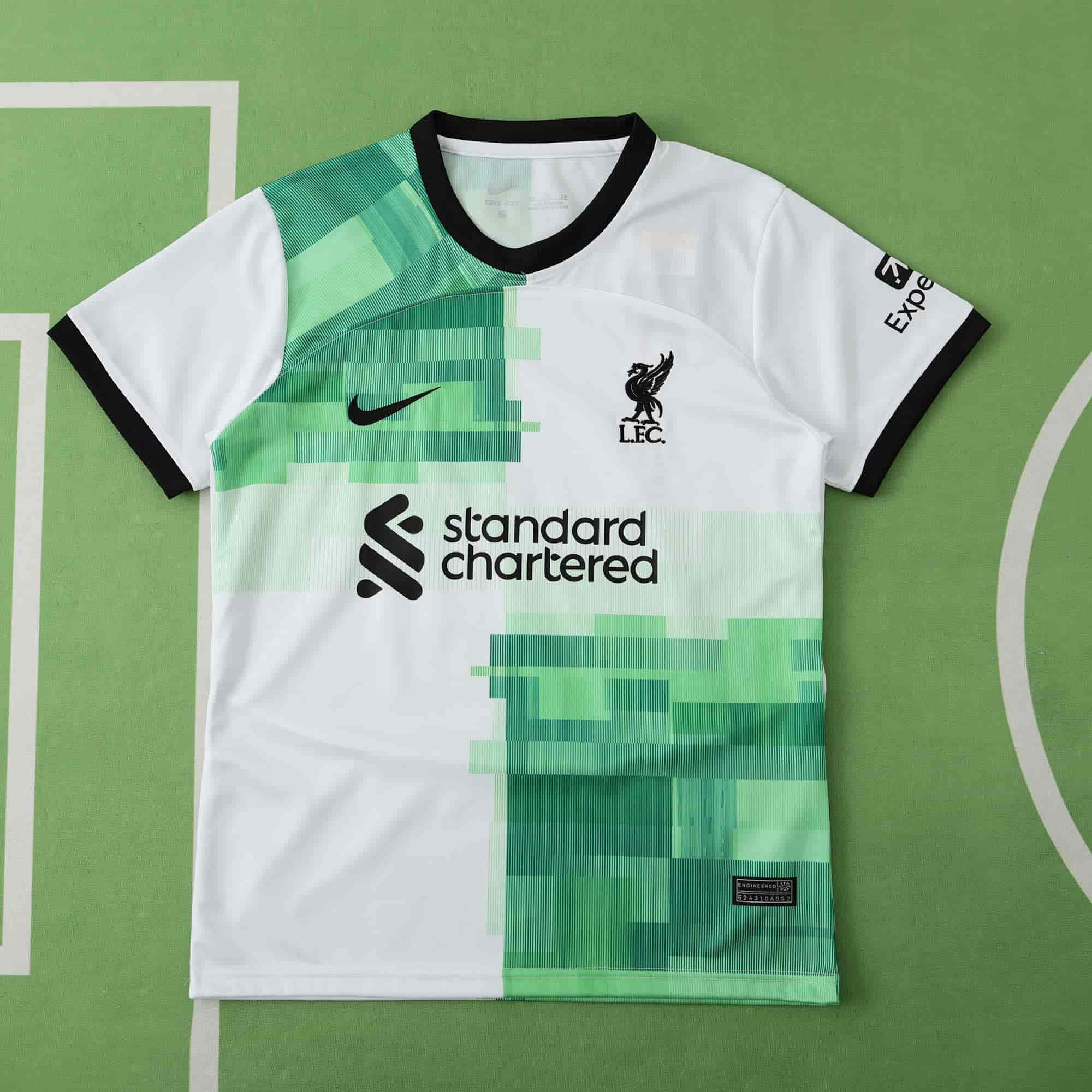 Liverpool 23-24 Away Kids