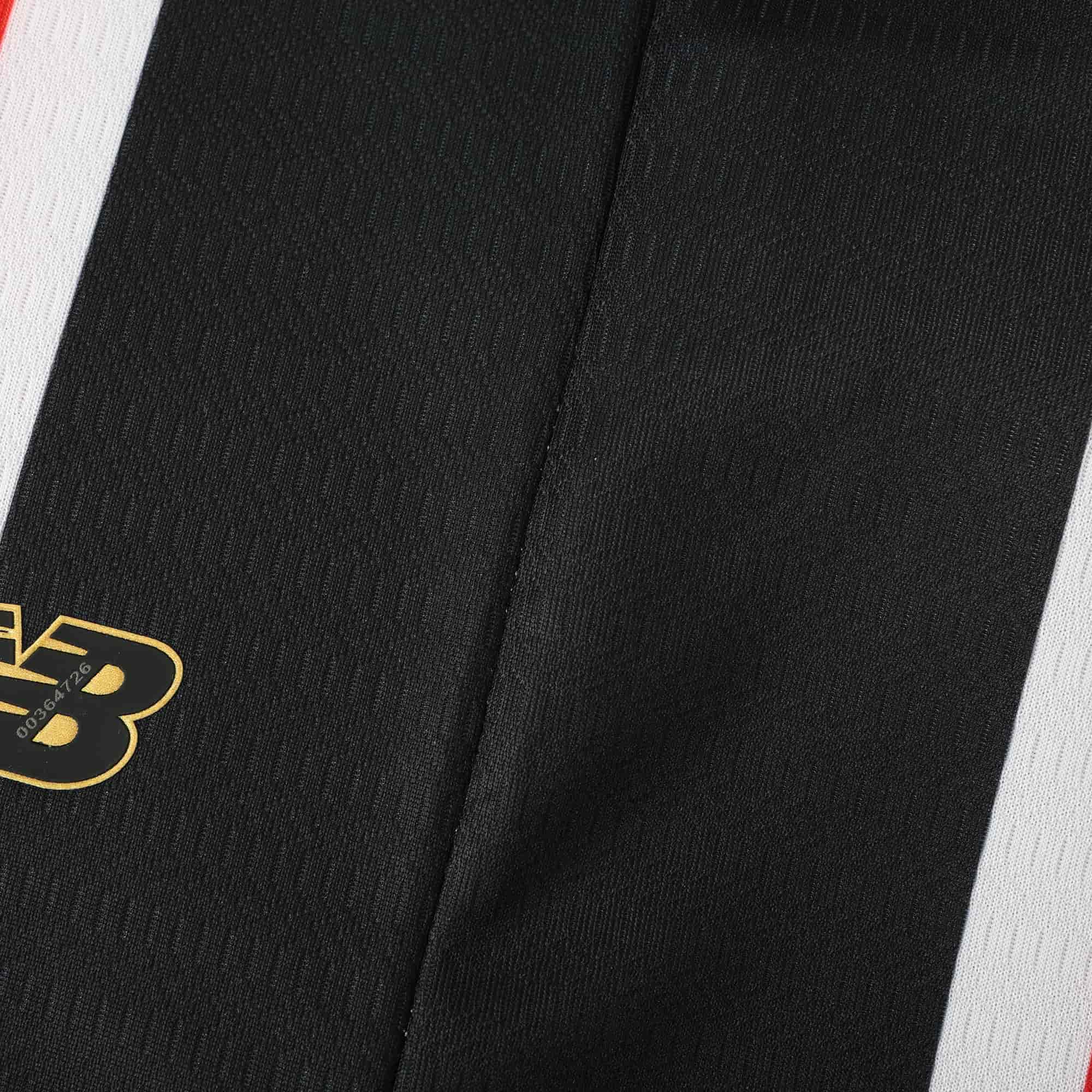 Sao Paulo 24-25 Away