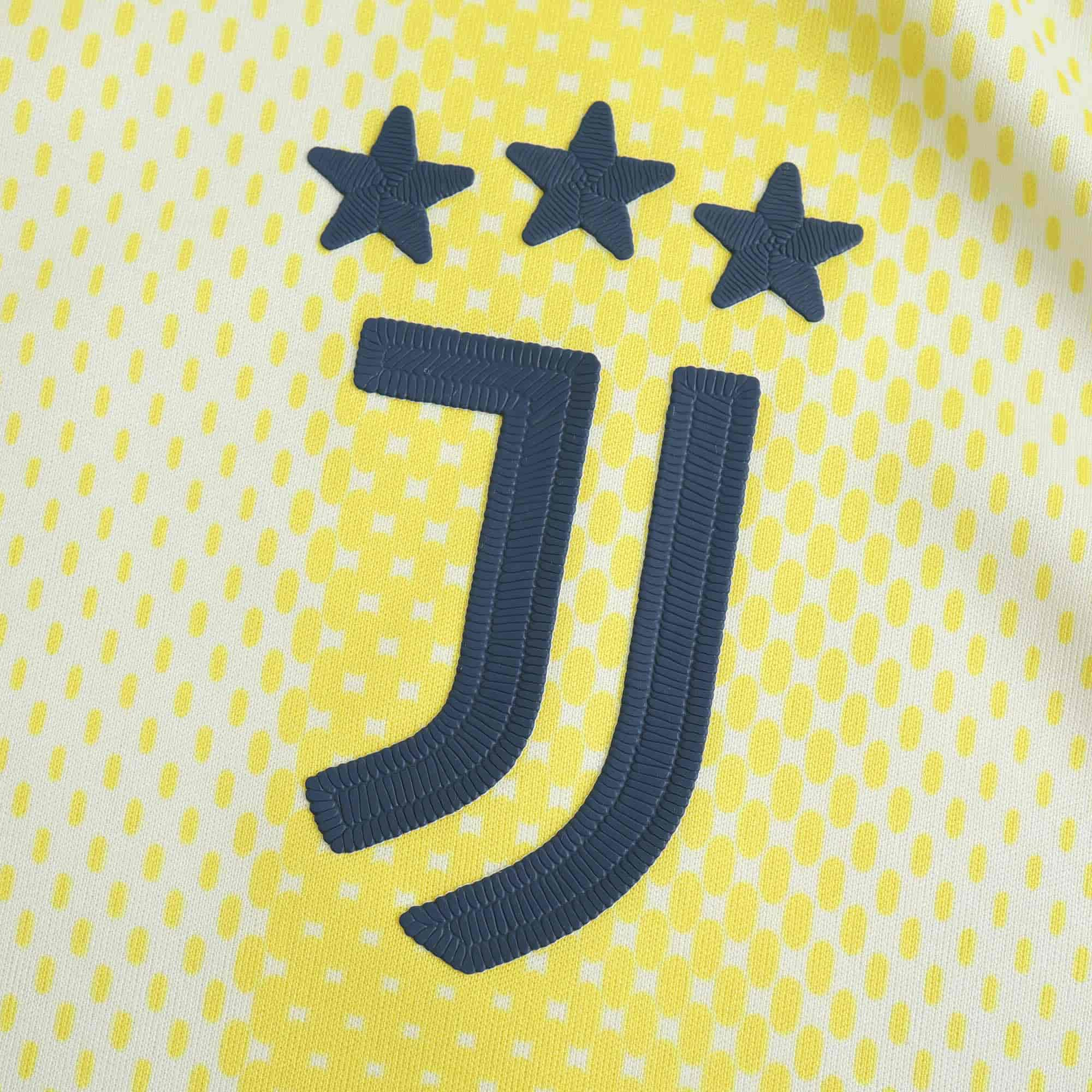 Juventus 24-25 Away