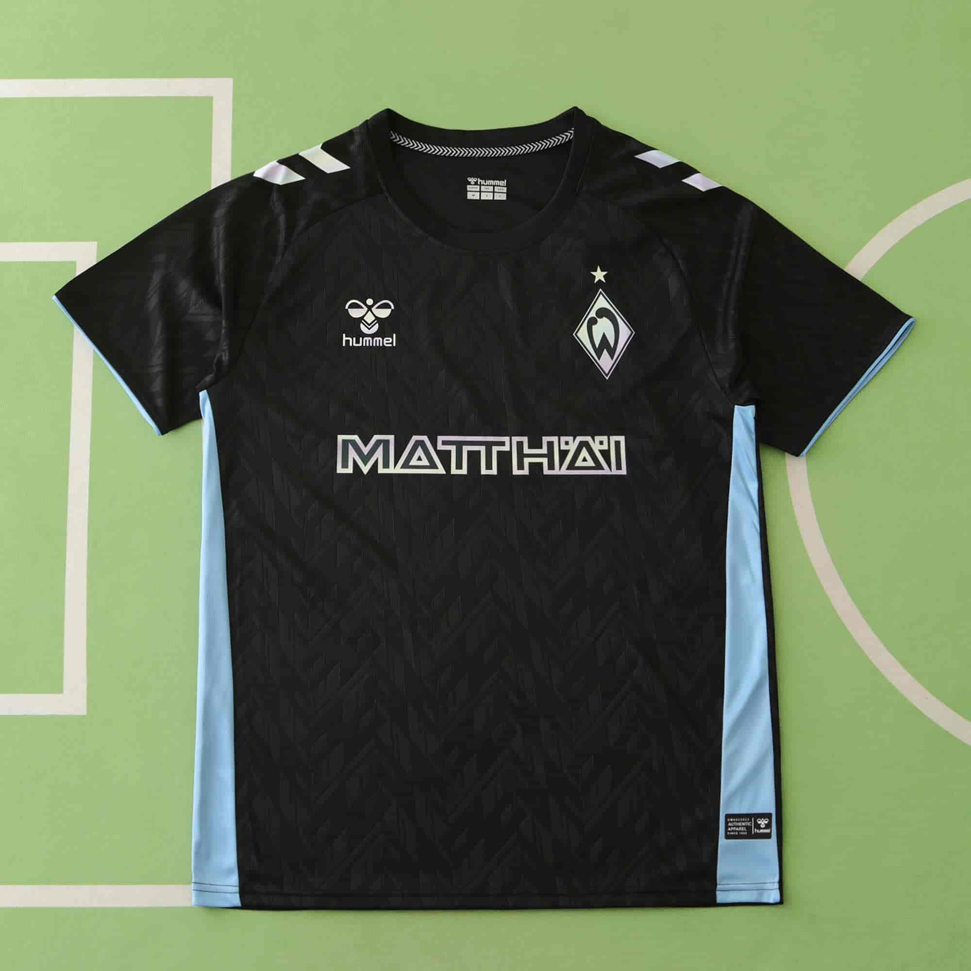 Werder Bremen 24-25 Away