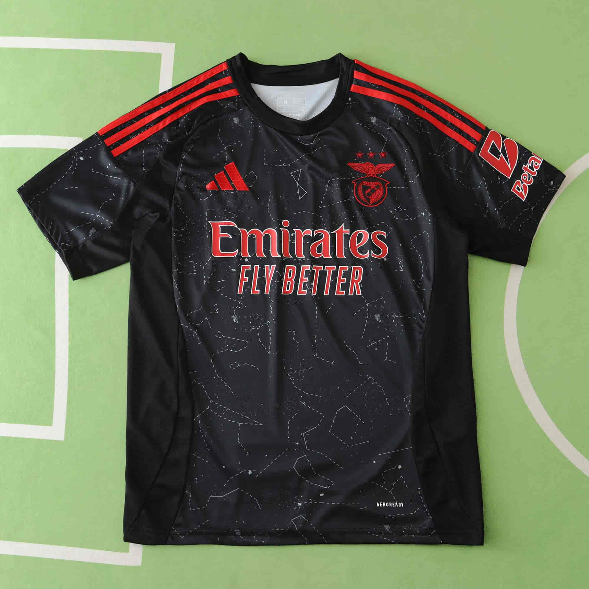 Benfica 24-25 Away