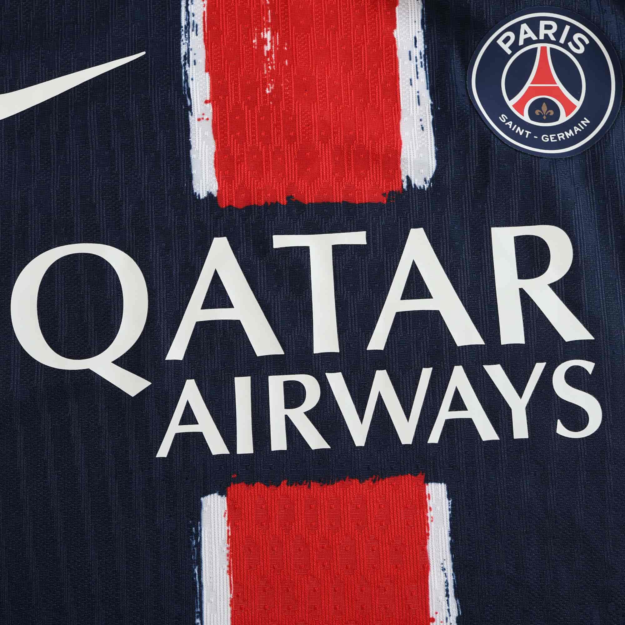 Paris Saint-Germain 24-25 Home