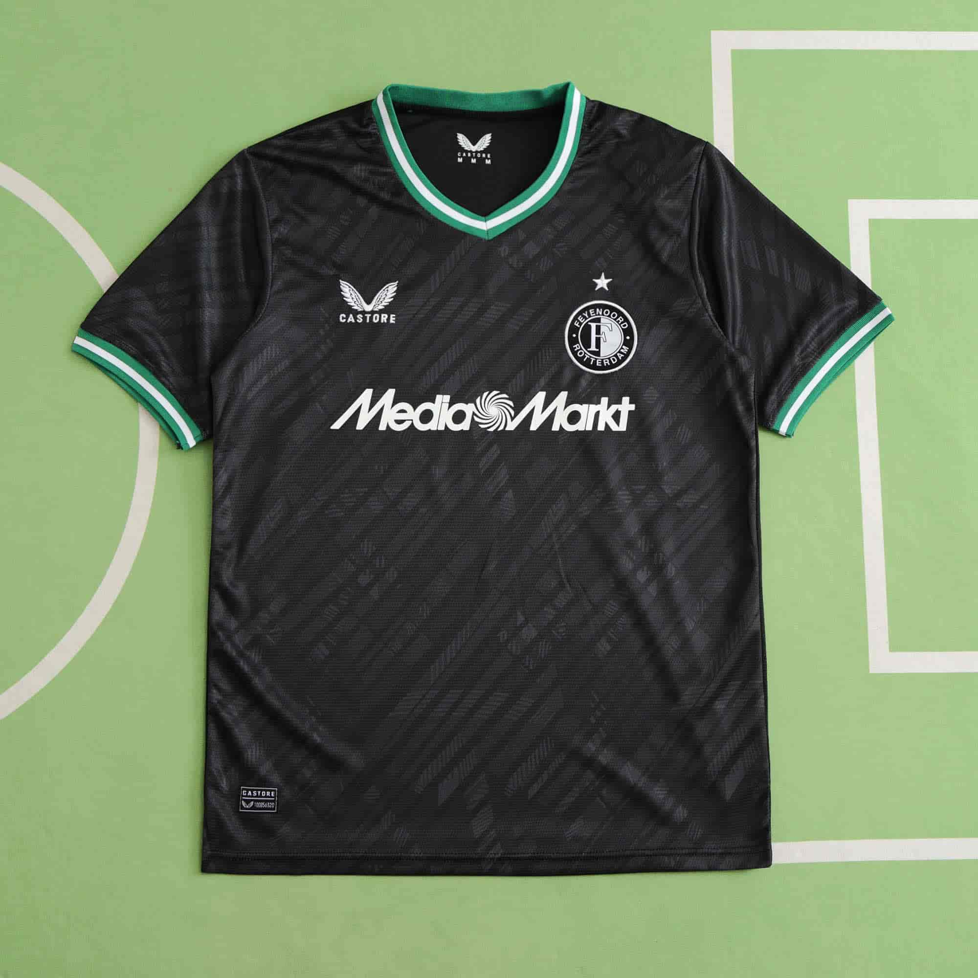 Feyenoord 24-25 Away