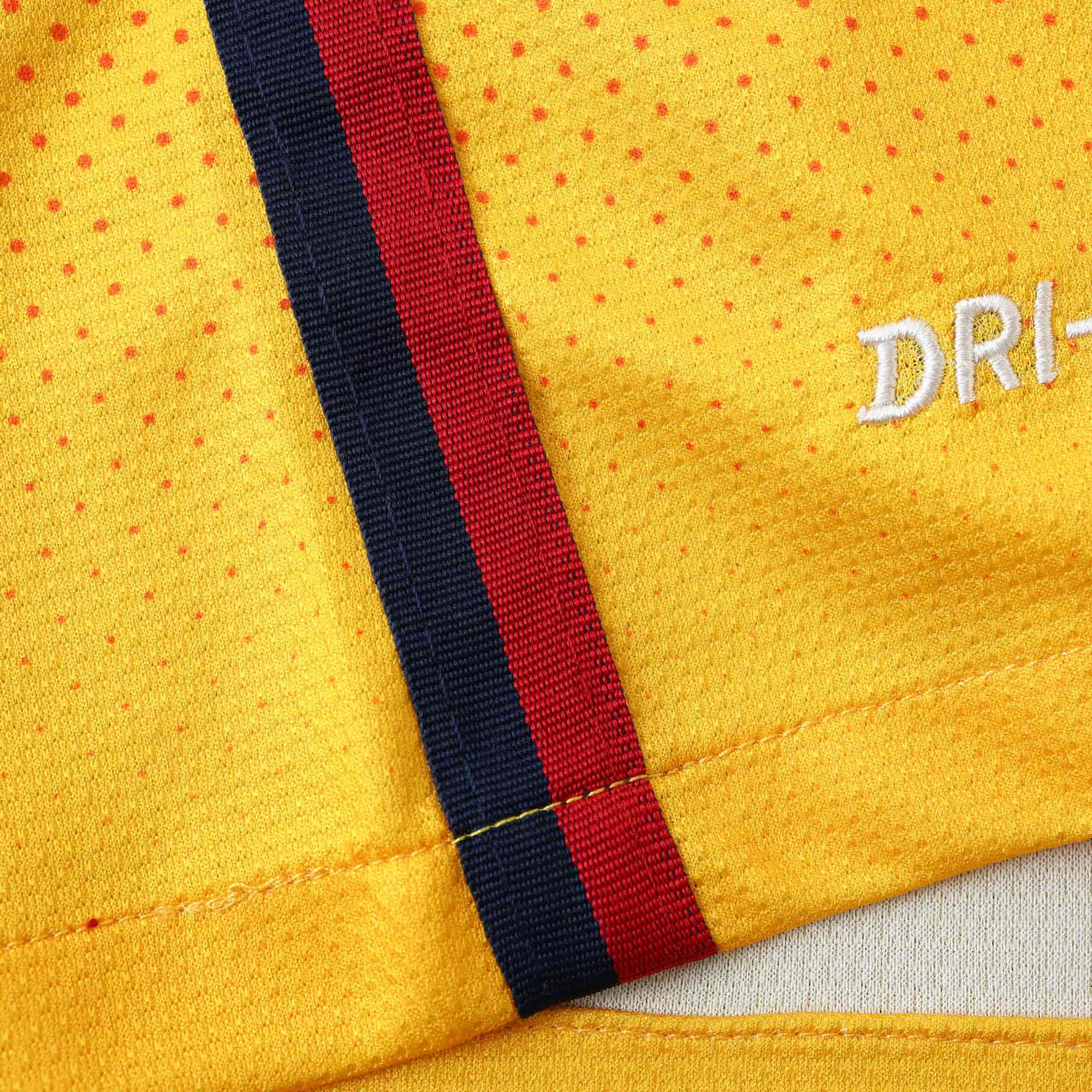 FC Barcelona 12-13 Away Retro