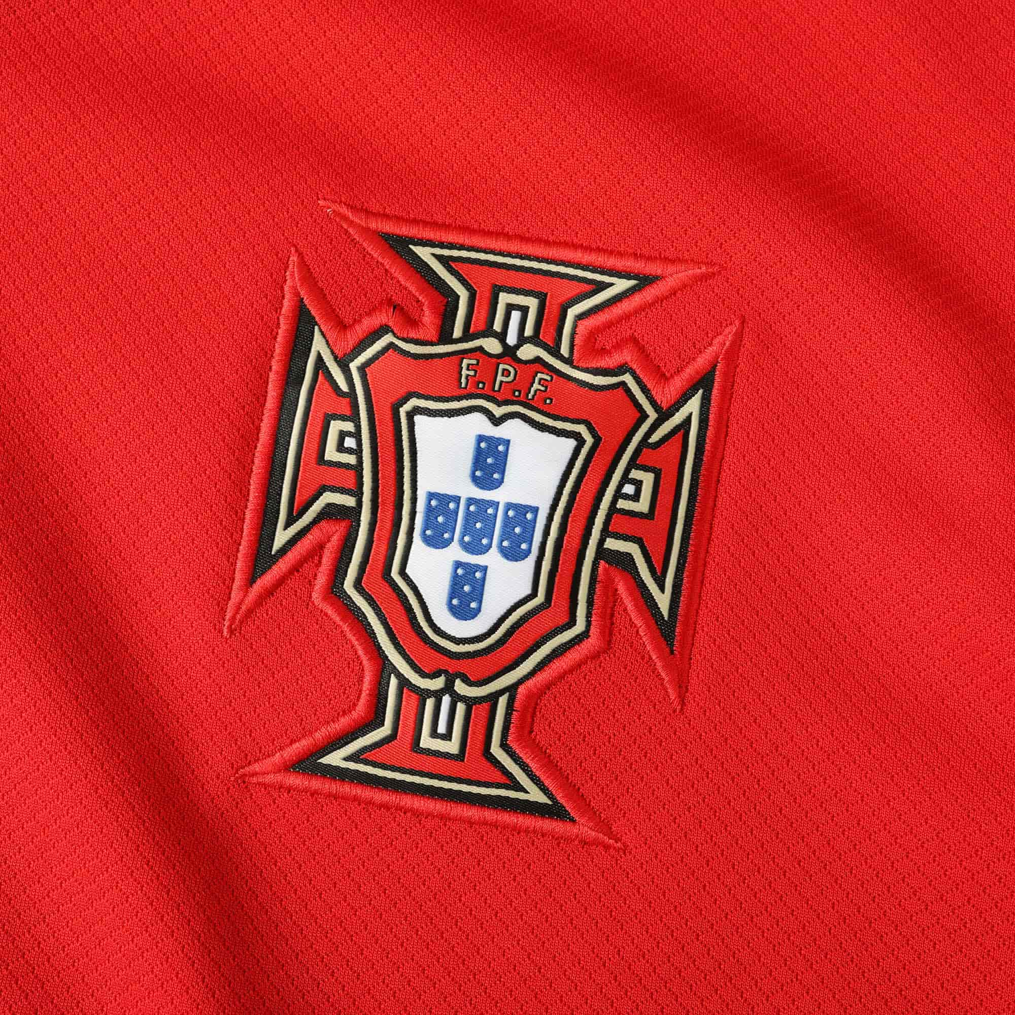 Portugal 24-25 Home