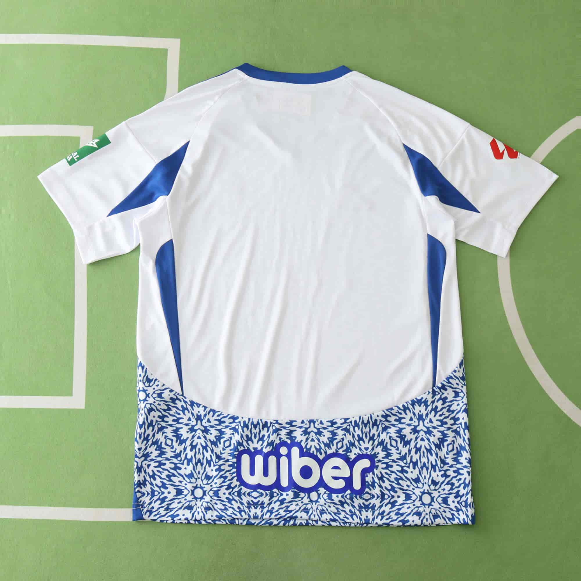 Granada 24-25 Away