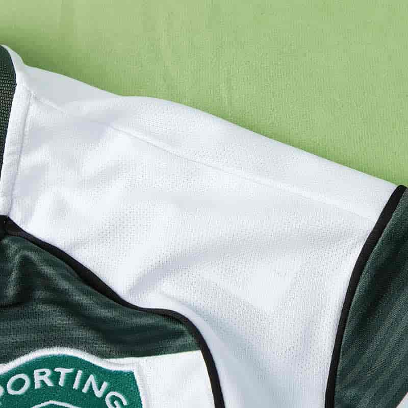 Sporting CP 01-02 Home Retro