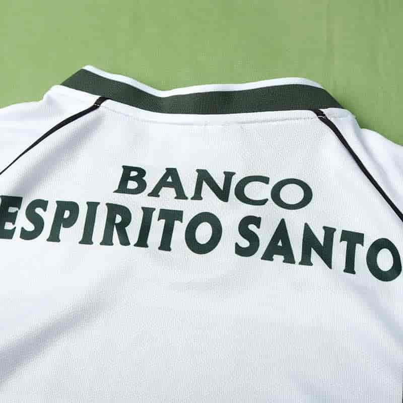 Sporting CP 01-02 Home Retro