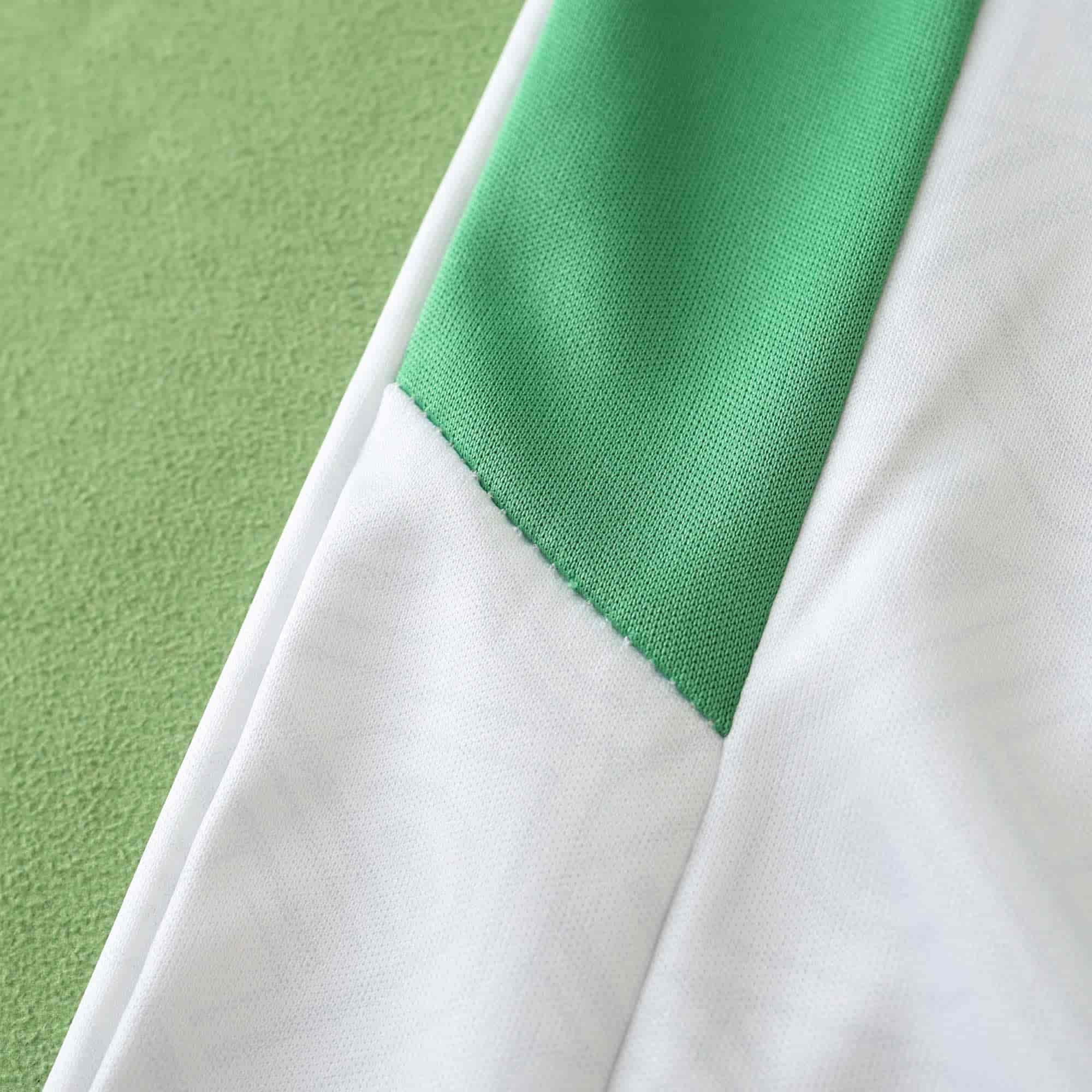 Ireland 24-25 Away