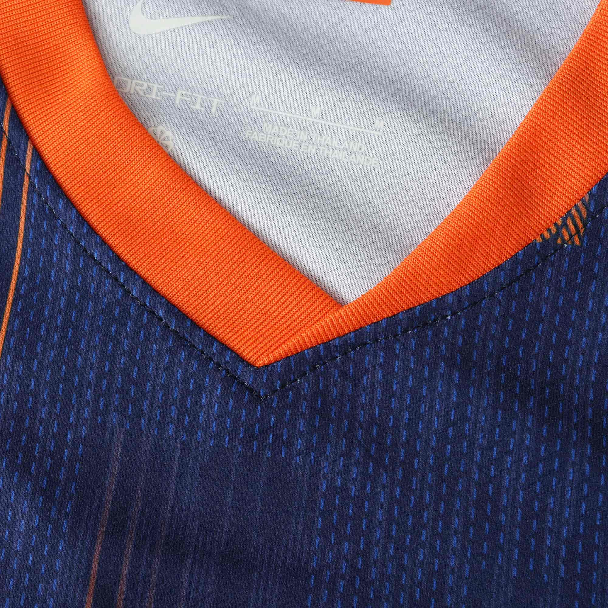 Netherlands 24-25 Away