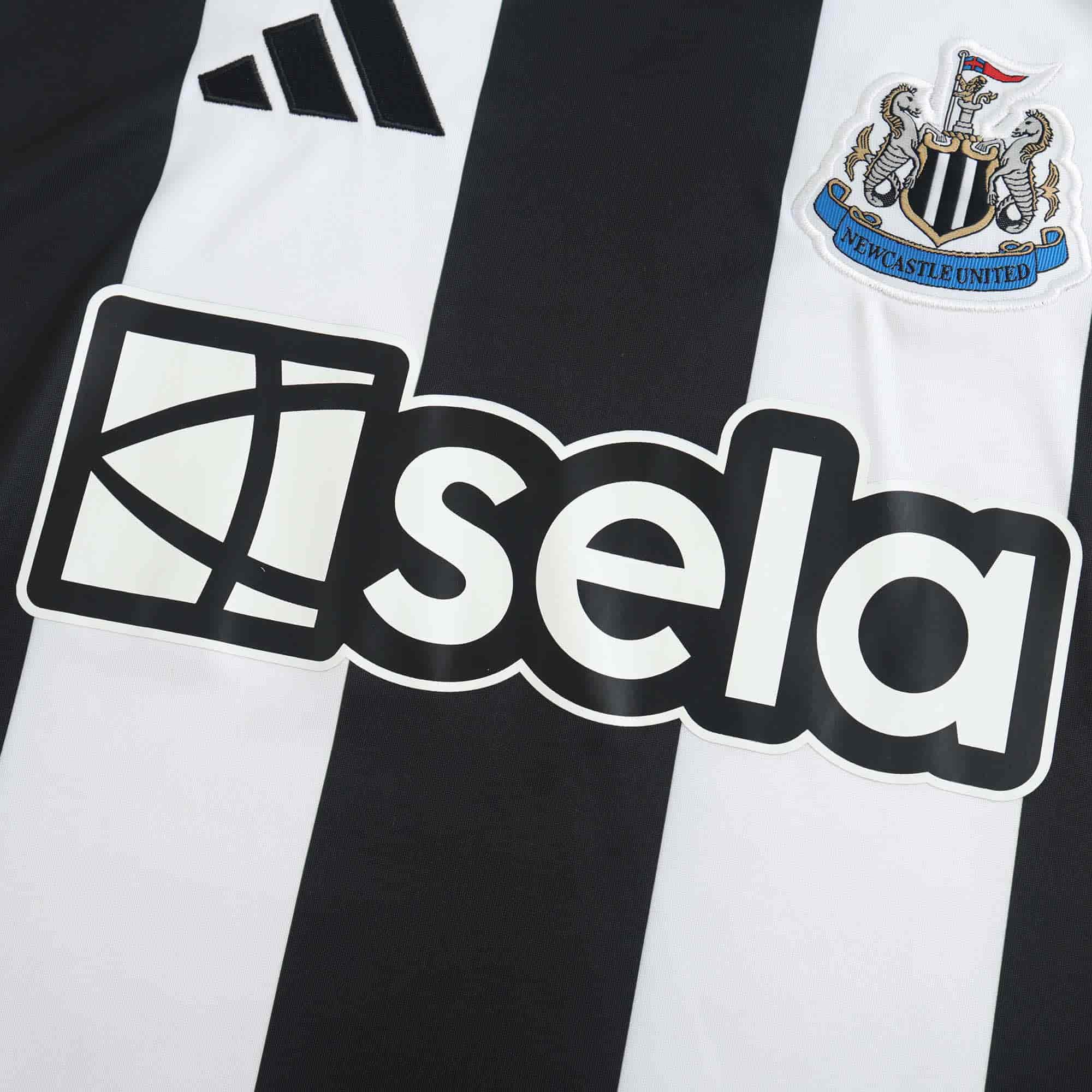 Newcastle United 24-25 Home