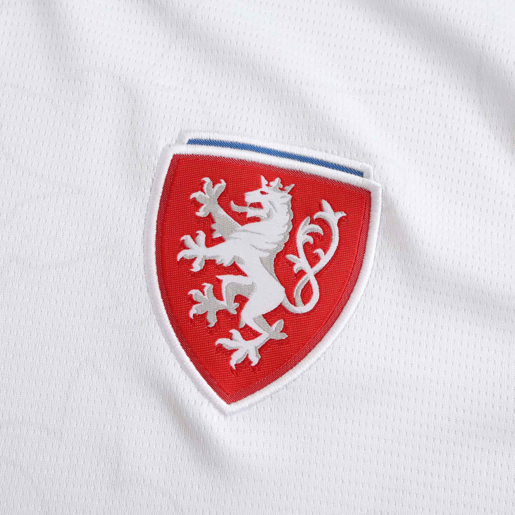 Czech Republic 24-25 Away