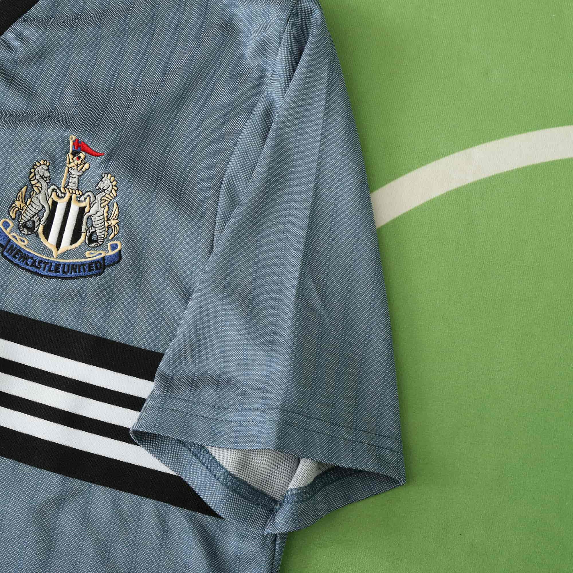 Newcastle United 95-96 Away Retro