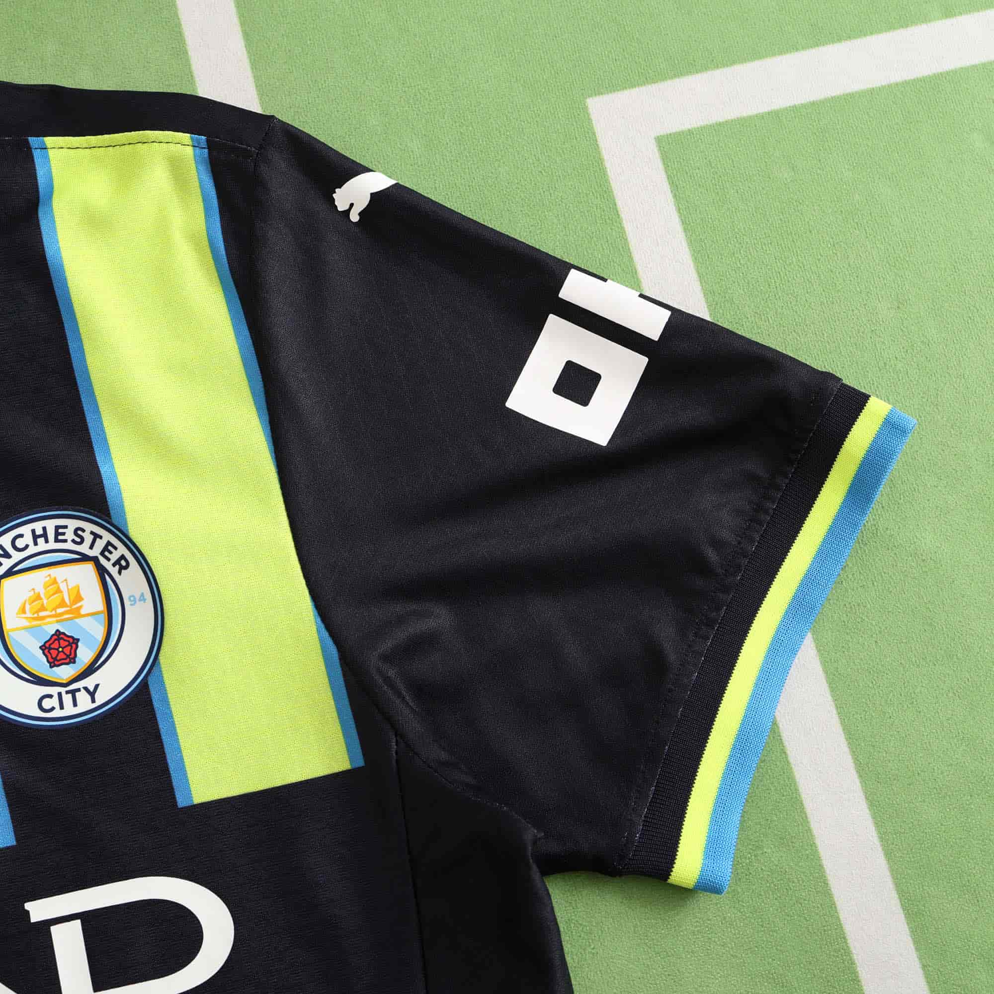 Manchester City 24-25 Away