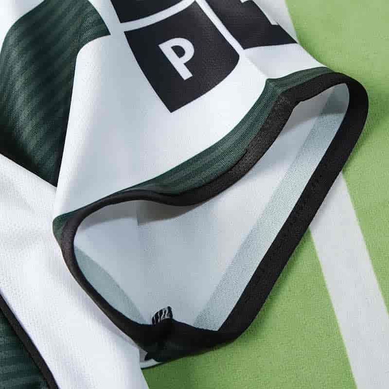 Sporting CP 01-02 Home Retro